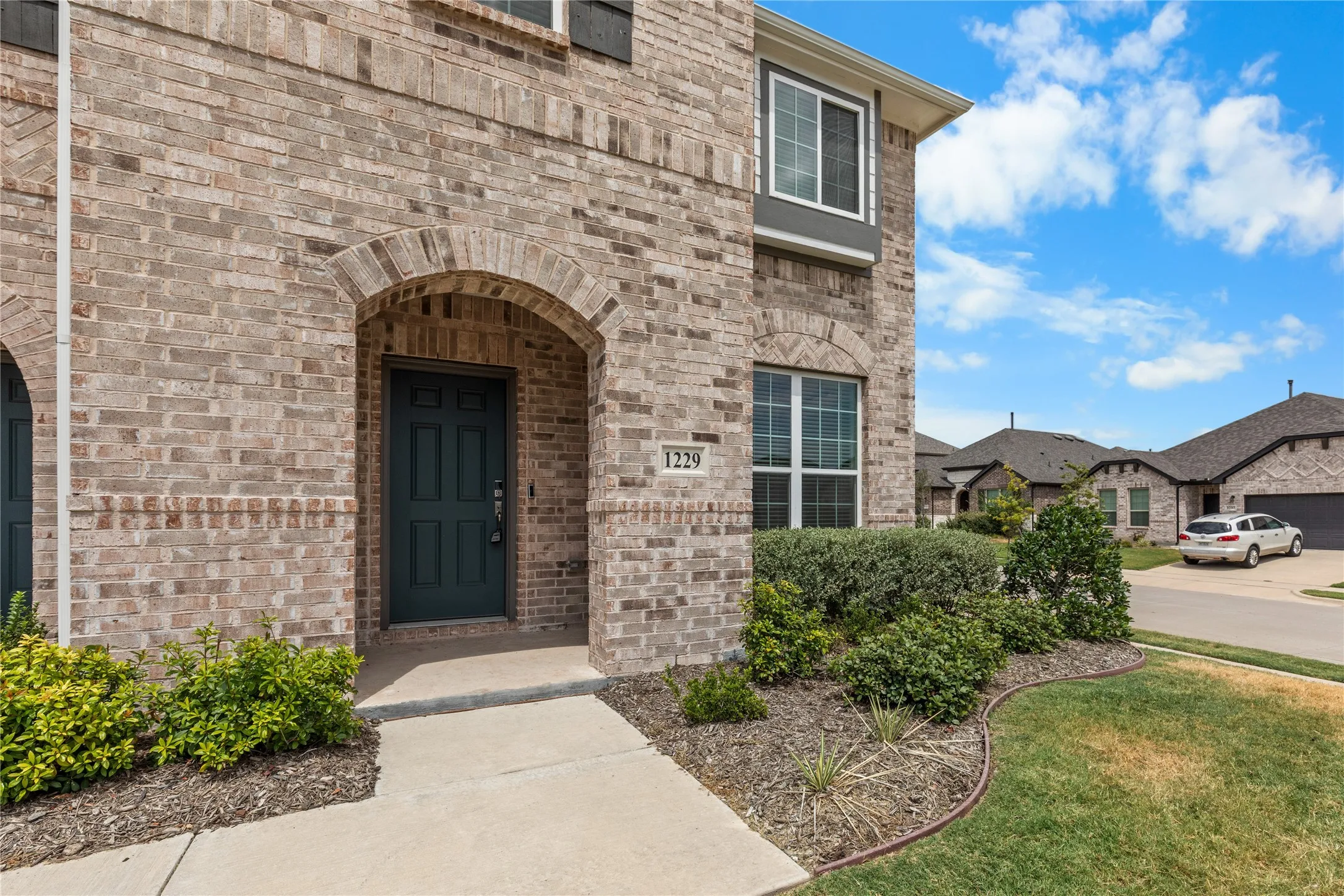 Townhouse For Sale in Grayson County , 1229 Morgan Drive, Sherman, Texas 75090, 3 Bedroom, 3 Bathroom, 2 Garage spaces, 1,722 Sqft, built in 2023, mls#21370867, Real Estate Agent in Sherman, Homes For Sale in Grayson county, Homes For Sale in Sherman, Realtor in Sherman Texas, Real Estate Brokerage Independent Realty Texas, Luminita Cordes Realtor