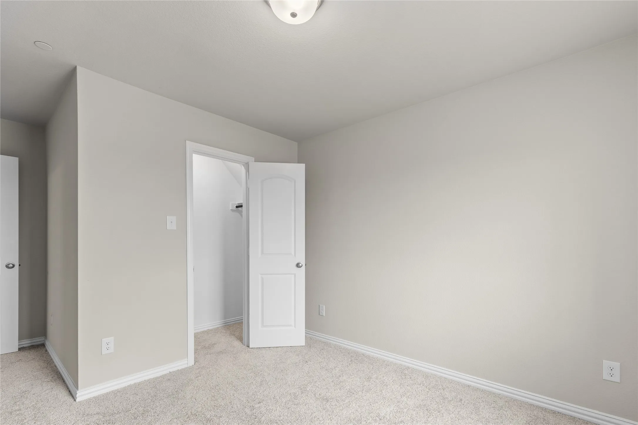 Townhouse For Sale in Grayson County , 1229 Morgan Drive, Sherman, Texas 75090, 3 Bedroom, 3 Bathroom, 2 Garage spaces, 1,722 Sqft, built in 2023, mls#21370867, Real Estate Agent in Sherman, Homes For Sale in Grayson county, Homes For Sale in Sherman, Realtor in Sherman Texas, Real Estate Brokerage Independent Realty Texas, Luminita Cordes Realtor