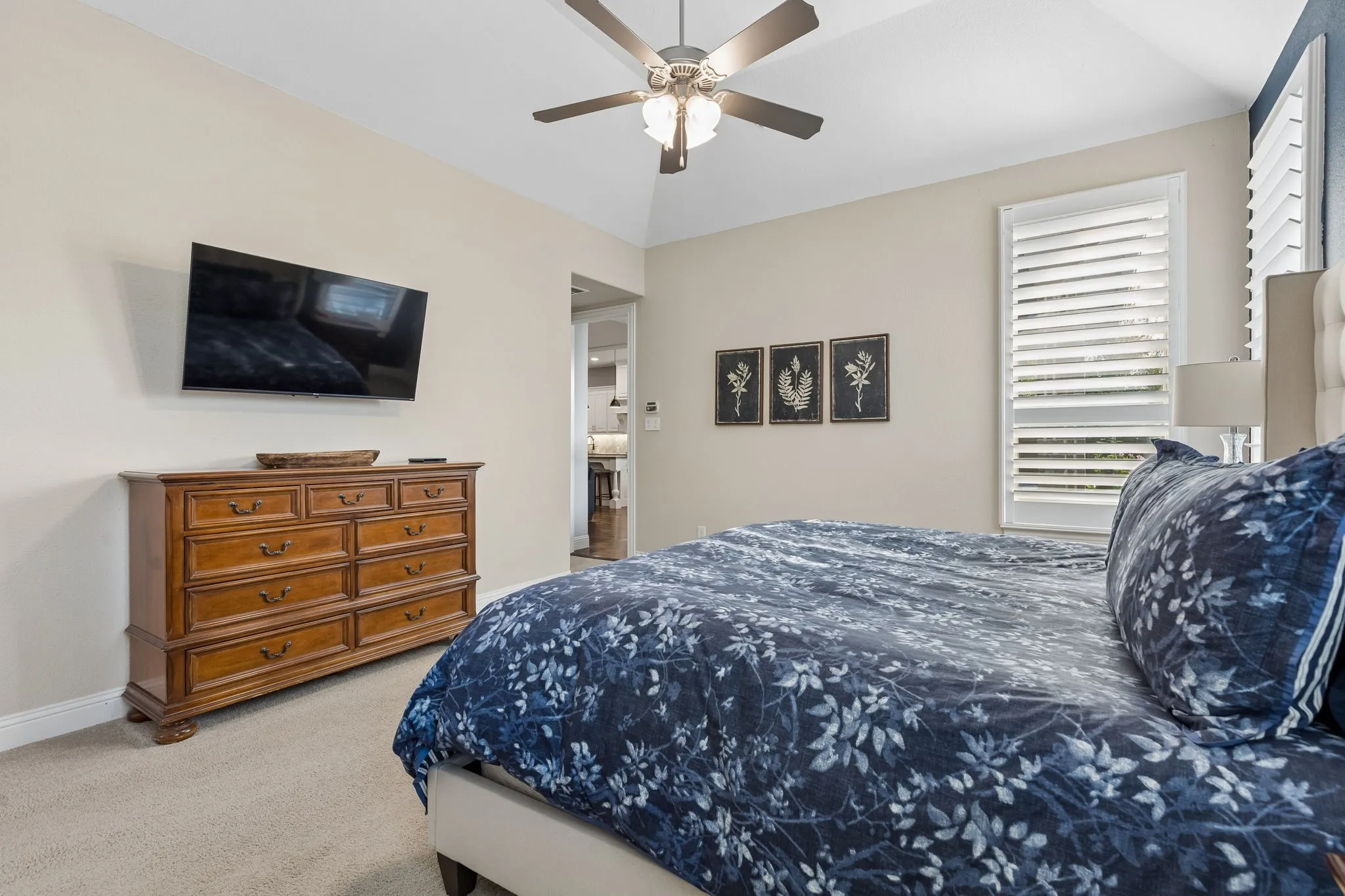 Single Family Residence For Sale in Denton County , 6204 Prairie Brush Trail, Northlake, Texas 76226, 5 Bedroom, 6 Bathroom, 3 Garage spaces, 3,966 Sqft, built in 2017, mls#21366074, Real Estate Agent in Northlake, Homes For Sale in Denton county, Homes For Sale in Northlake, Realtor in Northlake Texas, Real Estate Brokerage Independent Realty Texas, Luminita Cordes Realtor