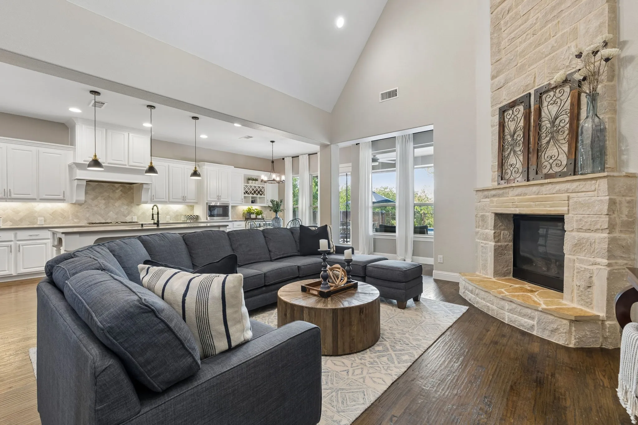 Single Family Residence For Sale in Denton County , 6204 Prairie Brush Trail, Northlake, Texas 76226, 5 Bedroom, 6 Bathroom, 3 Garage spaces, 3,966 Sqft, built in 2017, mls#21366074, Real Estate Agent in Northlake, Homes For Sale in Denton county, Homes For Sale in Northlake, Realtor in Northlake Texas, Real Estate Brokerage Independent Realty Texas, Luminita Cordes Realtor