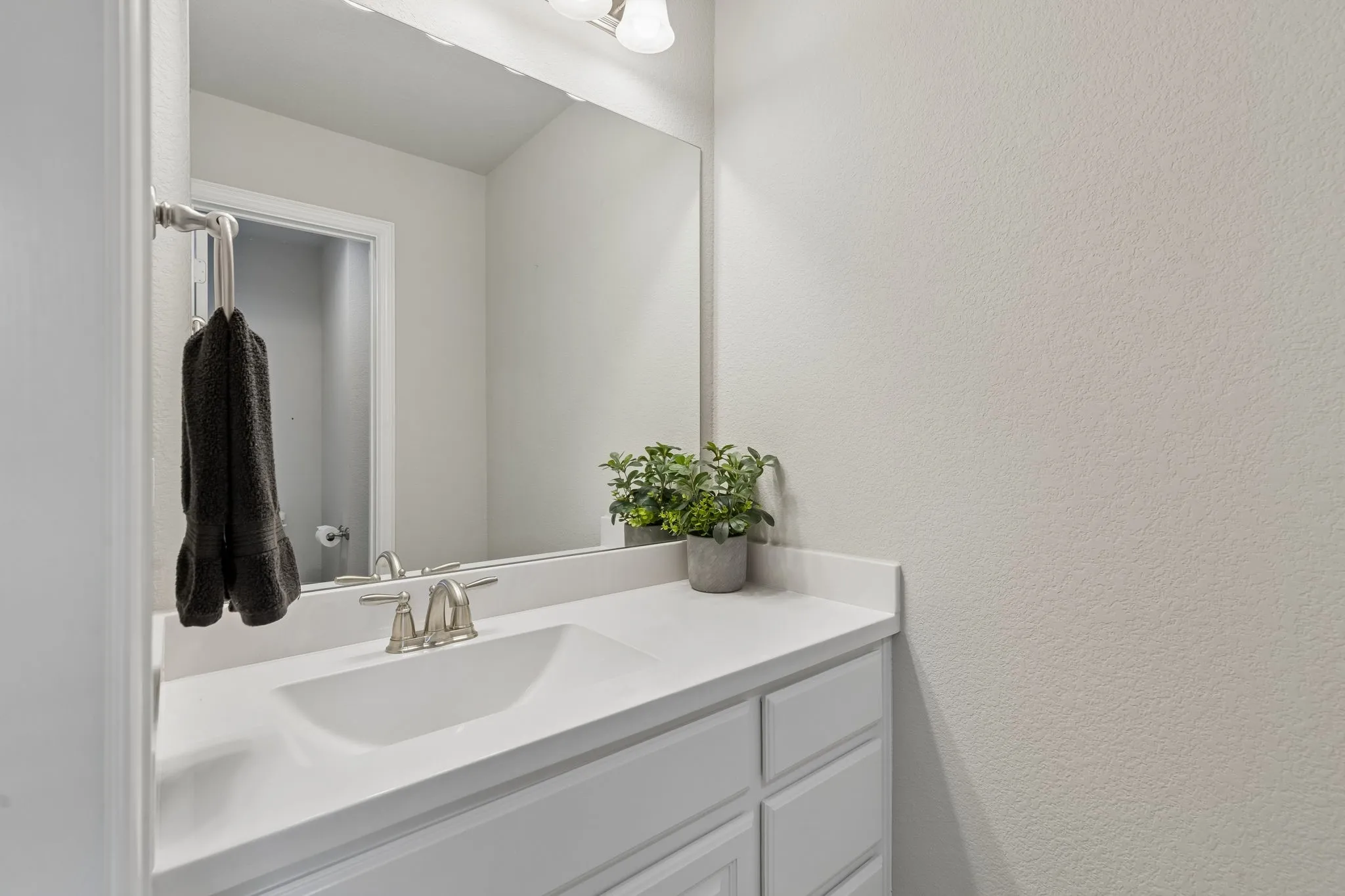 Single Family Residence For Sale in Denton County , 6204 Prairie Brush Trail, Northlake, Texas 76226, 5 Bedroom, 6 Bathroom, 3 Garage spaces, 3,966 Sqft, built in 2017, mls#21366074, Real Estate Agent in Northlake, Homes For Sale in Denton county, Homes For Sale in Northlake, Realtor in Northlake Texas, Real Estate Brokerage Independent Realty Texas, Luminita Cordes Realtor