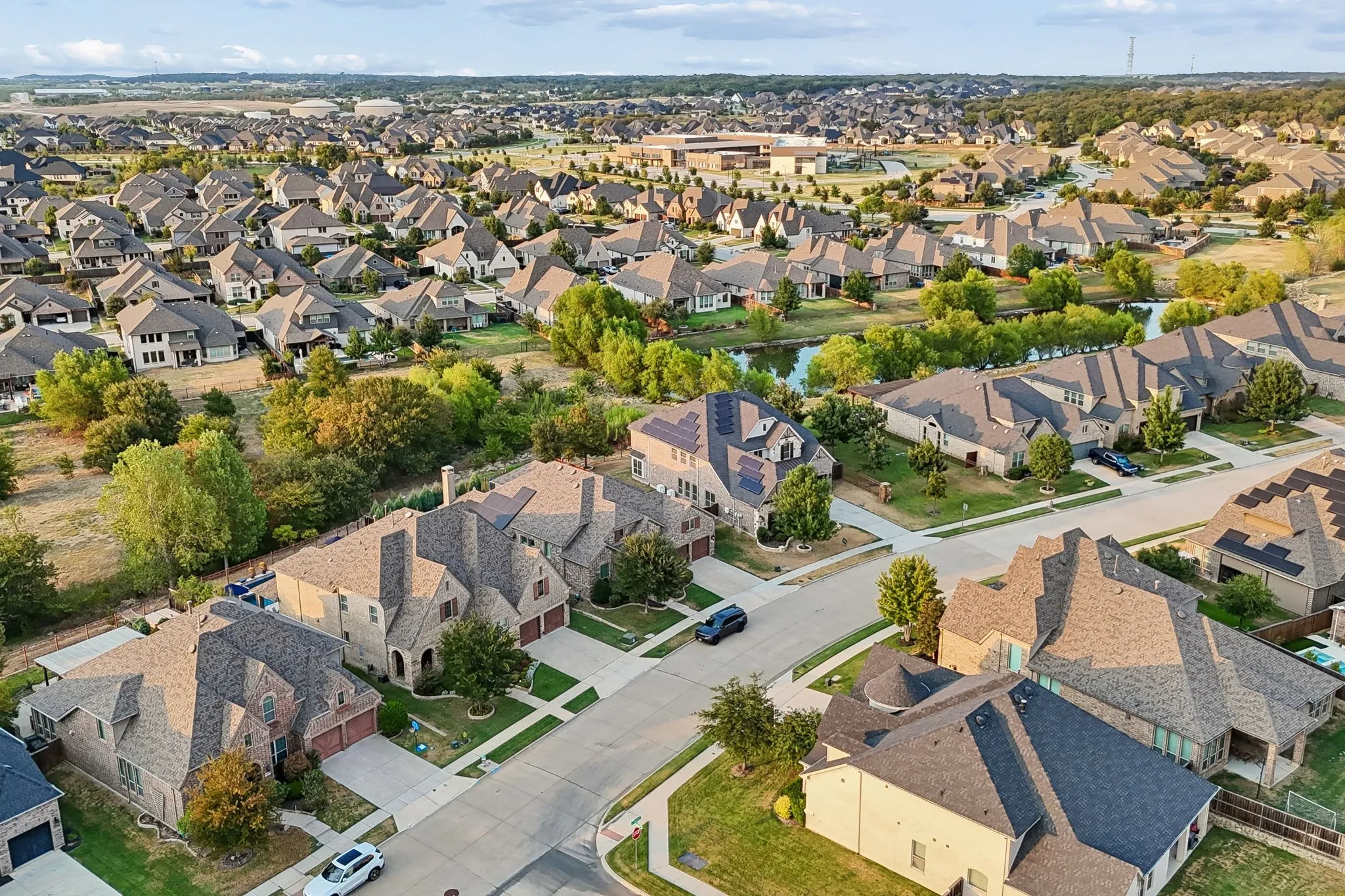 Single Family Residence For Sale in Denton County , 6204 Prairie Brush Trail, Northlake, Texas 76226, 5 Bedroom, 6 Bathroom, 3 Garage spaces, 3,966 Sqft, built in 2017, mls#21366074, Real Estate Agent in Northlake, Homes For Sale in Denton county, Homes For Sale in Northlake, Realtor in Northlake Texas, Real Estate Brokerage Independent Realty Texas, Luminita Cordes Realtor