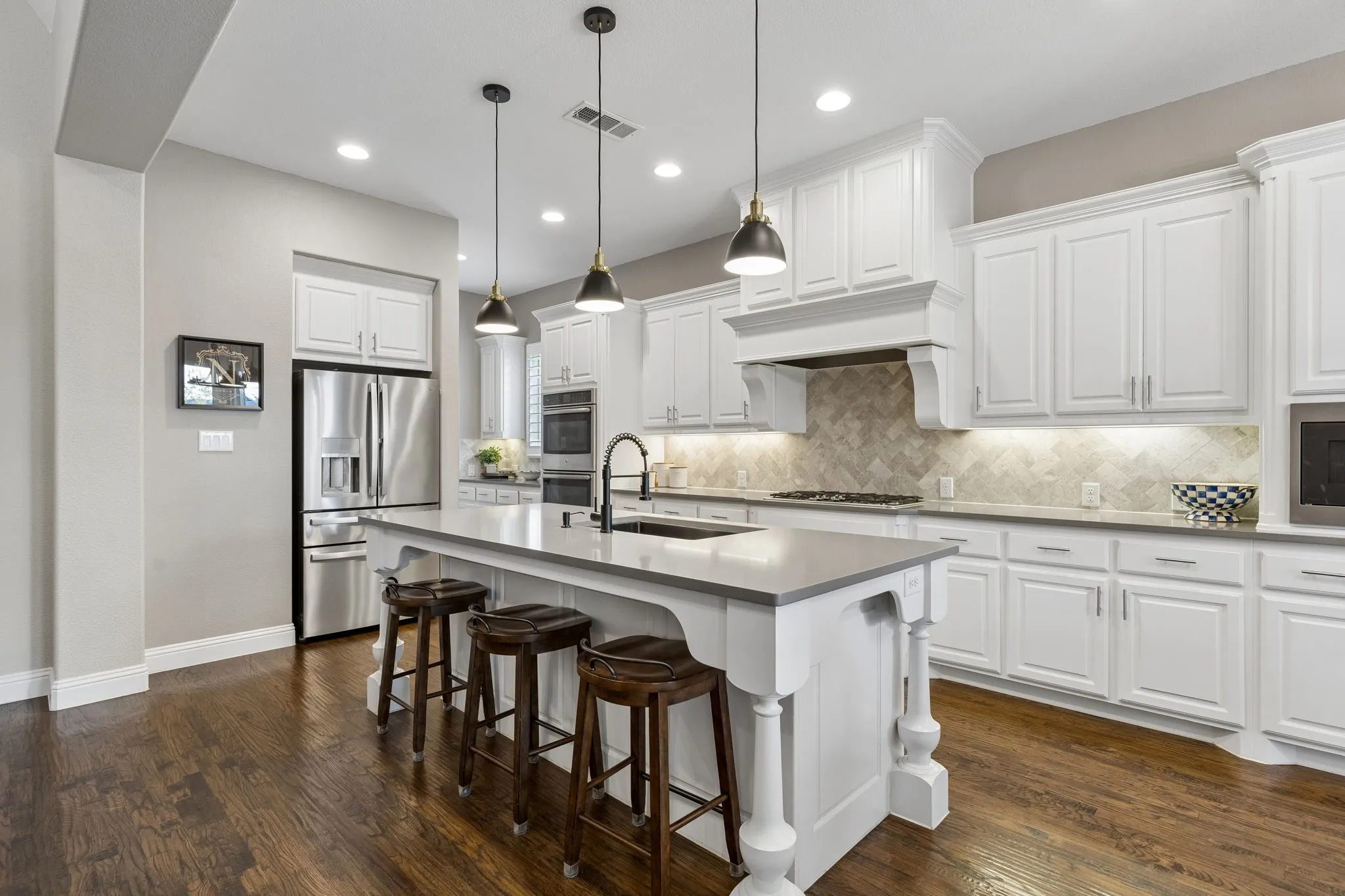 Single Family Residence For Sale in Denton County , 6204 Prairie Brush Trail, Northlake, Texas 76226, 5 Bedroom, 6 Bathroom, 3 Garage spaces, 3,966 Sqft, built in 2017, mls#21366074, Real Estate Agent in Northlake, Homes For Sale in Denton county, Homes For Sale in Northlake, Realtor in Northlake Texas, Real Estate Brokerage Independent Realty Texas, Luminita Cordes Realtor