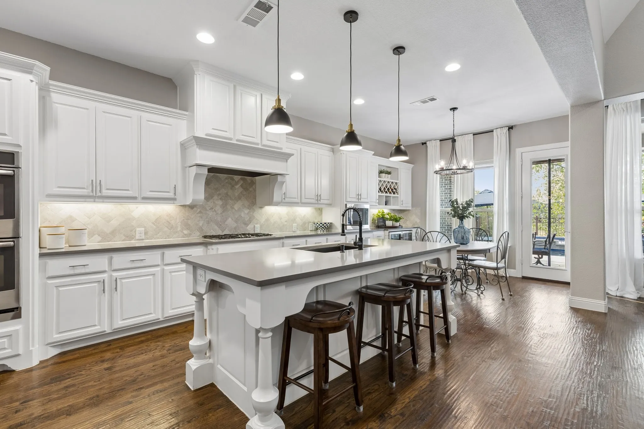 Single Family Residence For Sale in Denton County , 6204 Prairie Brush Trail, Northlake, Texas 76226, 5 Bedroom, 6 Bathroom, 3 Garage spaces, 3,966 Sqft, built in 2017, mls#21366074, Real Estate Agent in Northlake, Homes For Sale in Denton county, Homes For Sale in Northlake, Realtor in Northlake Texas, Real Estate Brokerage Independent Realty Texas, Luminita Cordes Realtor