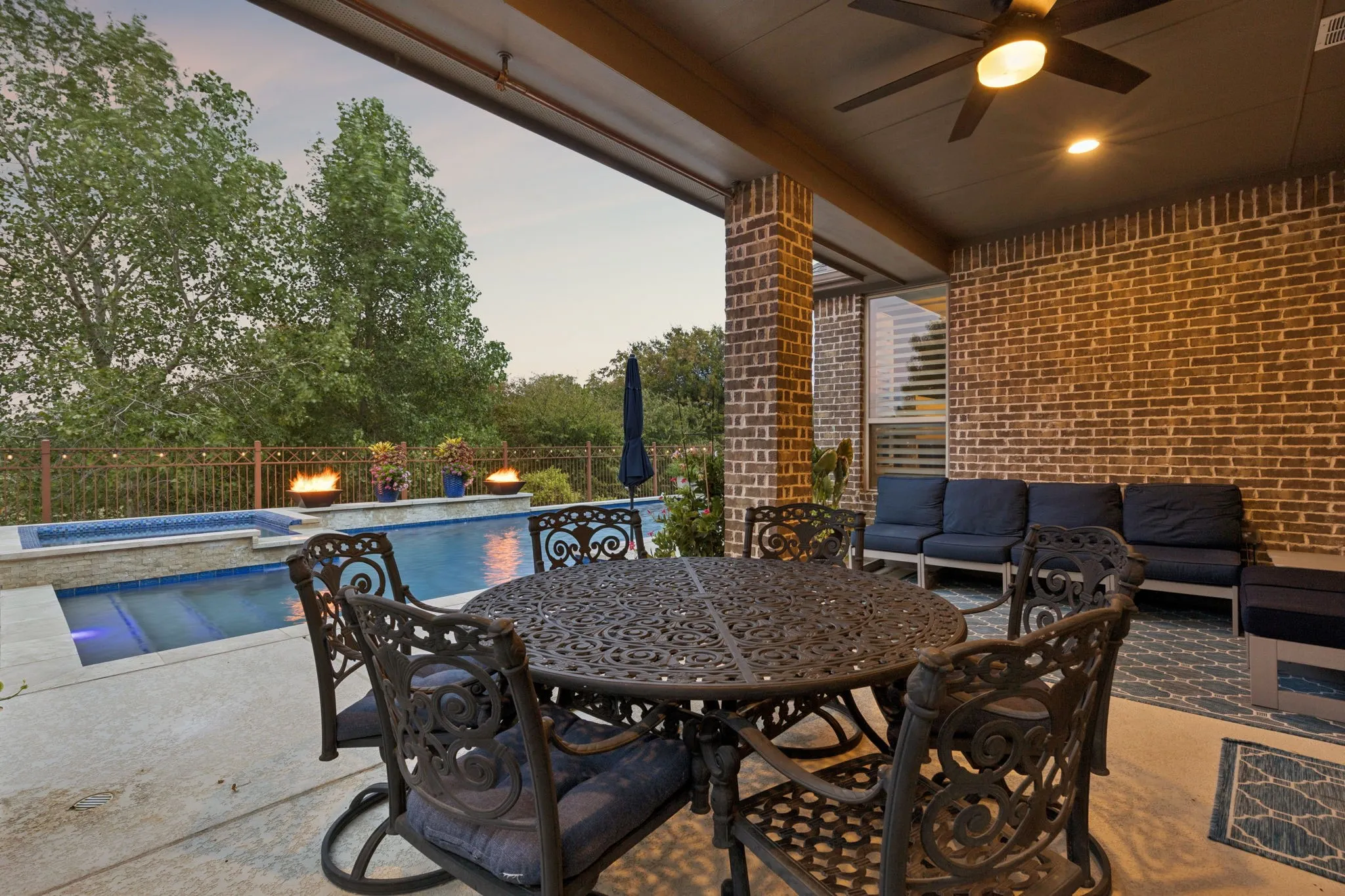 Single Family Residence For Sale in Denton County , 6204 Prairie Brush Trail, Northlake, Texas 76226, 5 Bedroom, 6 Bathroom, 3 Garage spaces, 3,966 Sqft, built in 2017, mls#21366074, Real Estate Agent in Northlake, Homes For Sale in Denton county, Homes For Sale in Northlake, Realtor in Northlake Texas, Real Estate Brokerage Independent Realty Texas, Luminita Cordes Realtor