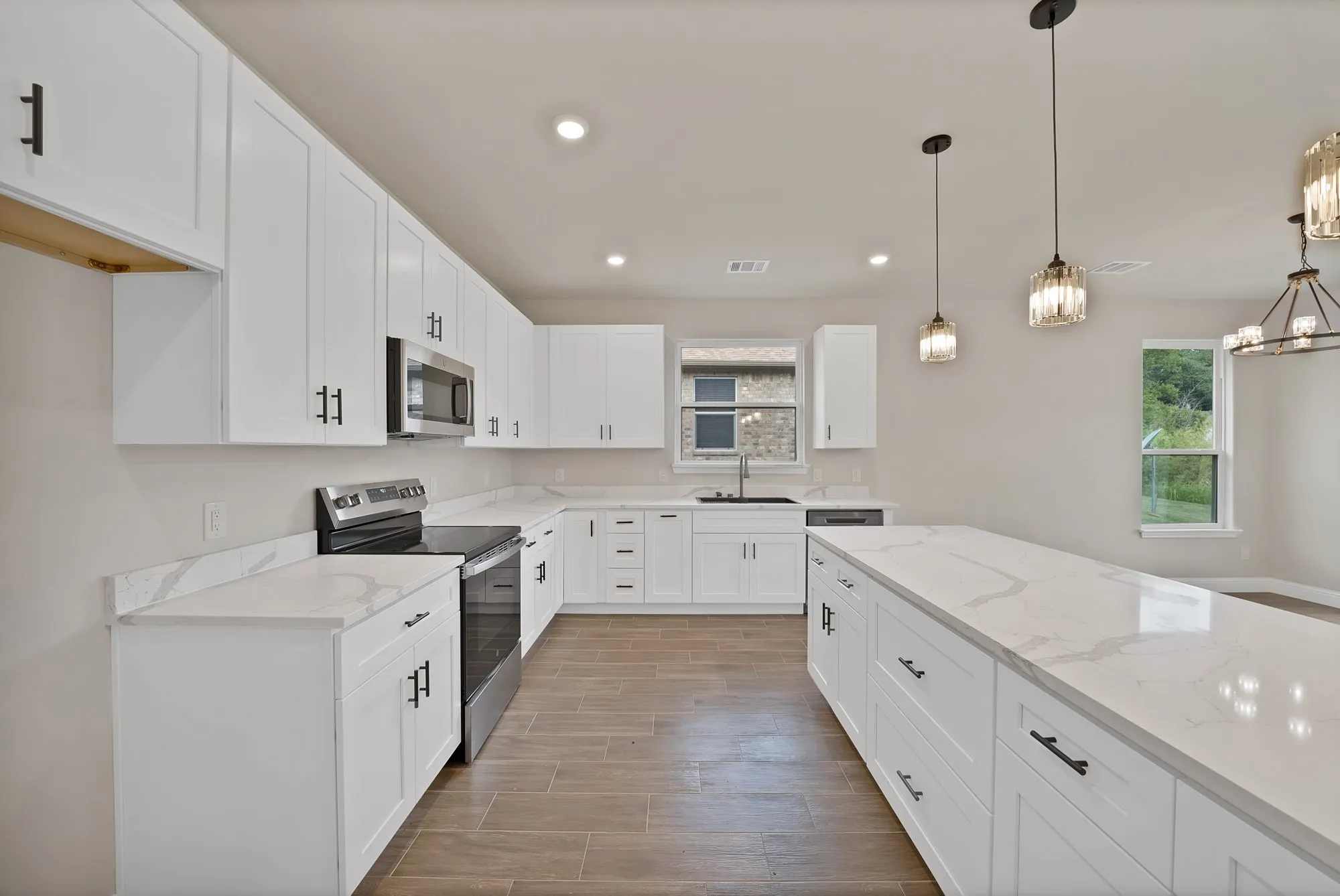 Single Family Residence For Sale in Hood County , 2210 San Saba Court, Granbury, Texas 76048, 3 Bedroom, 2 Bathroom, 2 Garage spaces, 1,718 Sqft, built in 2026, mls#21370848, Real Estate Agent in Granbury, Homes For Sale in Hood county, Homes For Sale in Granbury, Realtor in Granbury Texas, Real Estate Brokerage Independent Realty Texas, Luminita Cordes Realtor