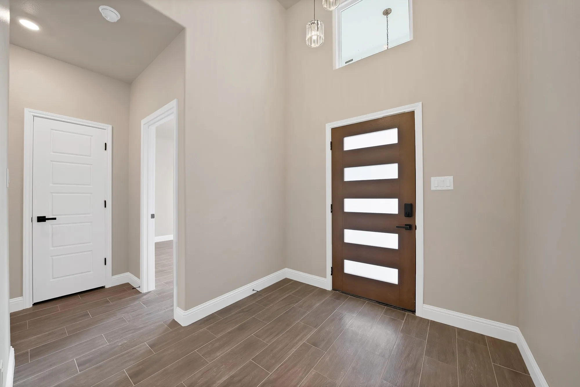 Single Family Residence For Sale in Hood County , 2210 San Saba Court, Granbury, Texas 76048, 3 Bedroom, 2 Bathroom, 2 Garage spaces, 1,718 Sqft, built in 2026, mls#21370848, Real Estate Agent in Granbury, Homes For Sale in Hood county, Homes For Sale in Granbury, Realtor in Granbury Texas, Real Estate Brokerage Independent Realty Texas, Luminita Cordes Realtor