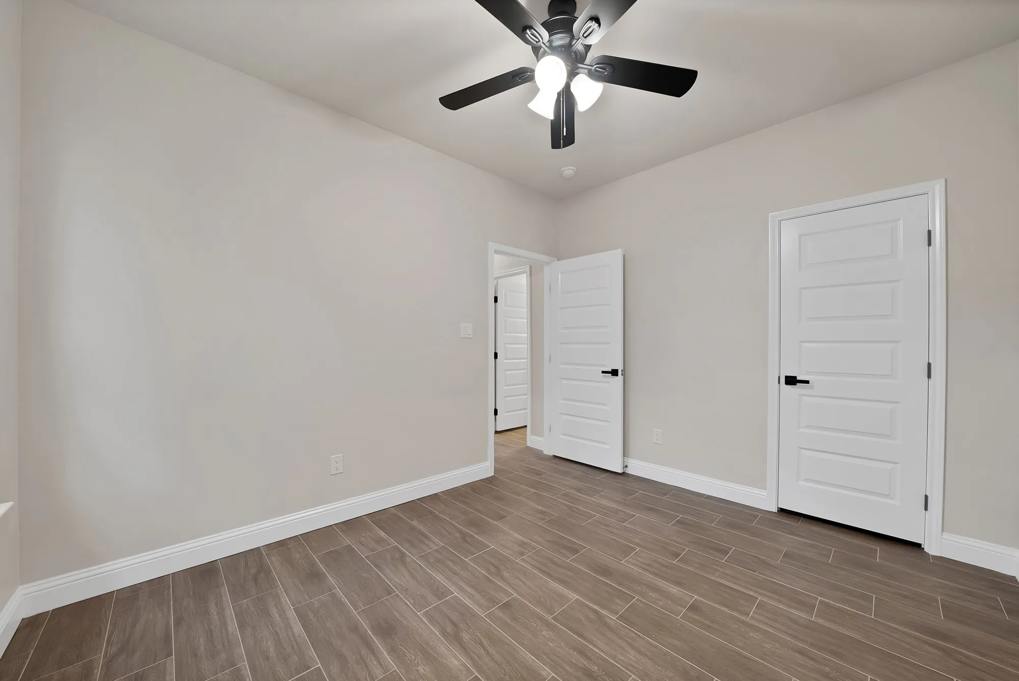 Single Family Residence For Sale in Hood County , 2210 San Saba Court, Granbury, Texas 76048, 3 Bedroom, 2 Bathroom, 2 Garage spaces, 1,718 Sqft, built in 2026, mls#21370848, Real Estate Agent in Granbury, Homes For Sale in Hood county, Homes For Sale in Granbury, Realtor in Granbury Texas, Real Estate Brokerage Independent Realty Texas, Luminita Cordes Realtor