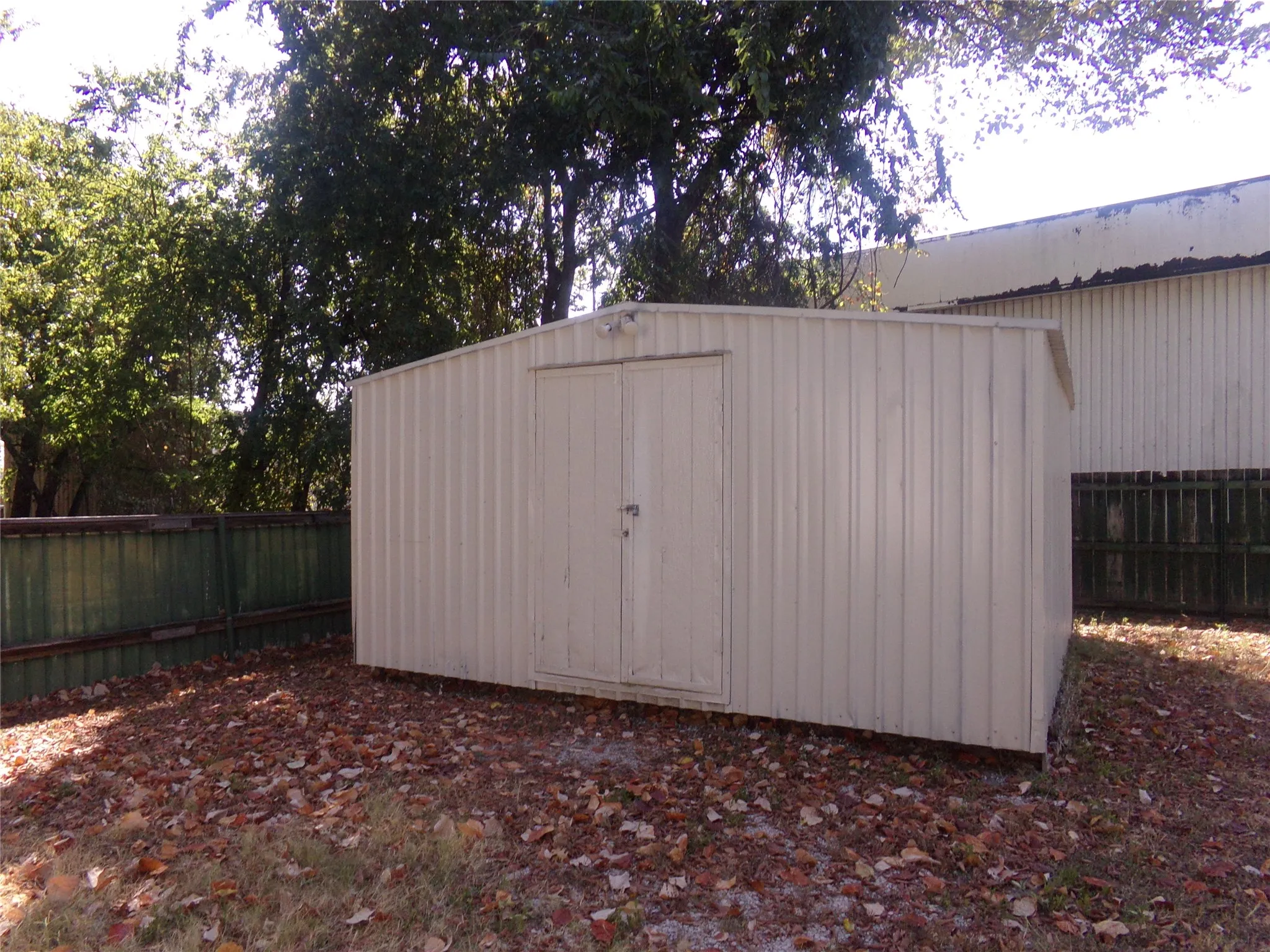 Single Family Residence For Sale in Navarro County , 1533 W 6th Street, Corsicana, Texas 75110, 2 Bedroom, 1 Bathroom, Garage spaces, 884 Sqft, built in 1955, mls#21369804, Real Estate Agent in Corsicana, Homes For Sale in Navarro county, Homes For Sale in Corsicana, Realtor in Corsicana Texas, Real Estate Brokerage Independent Realty Texas, Luminita Cordes Realtor