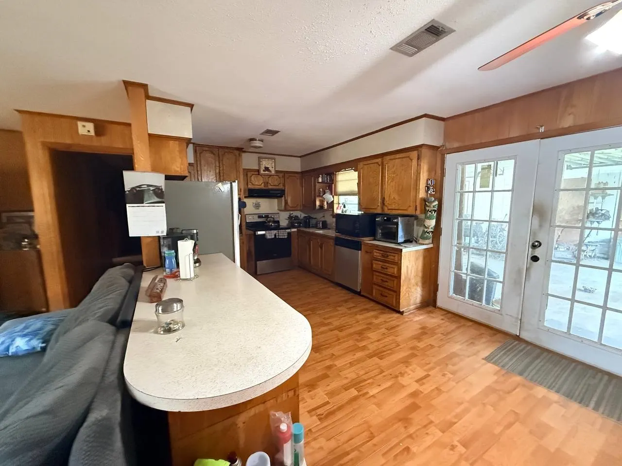 Single Family Residence For Sale in Sabine (TX) County , 1195 US Highway 96 N, Pineland, Texas 75968, 3 Bedroom, 2 Bathroom, 2 Garage spaces, 1,400 Sqft, built in 1968, mls#21370138, Real Estate Agent in Pineland, Homes For Sale in Sabine (TX) county, Homes For Sale in Pineland, Realtor in Pineland Texas, Real Estate Brokerage Independent Realty Texas, Luminita Cordes Realtor