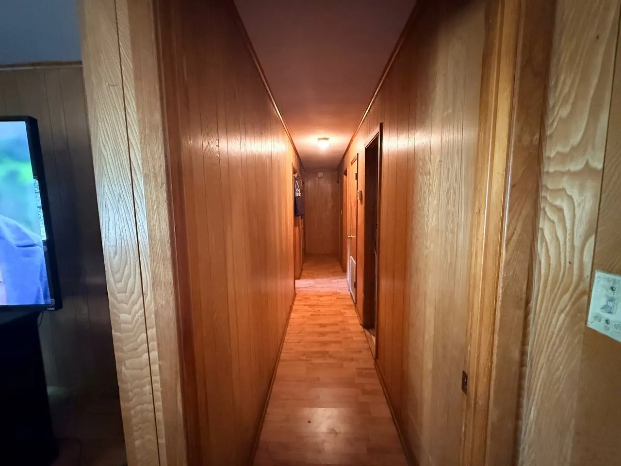 Single Family Residence For Sale in Sabine (TX) County , 1195 US Highway 96 N, Pineland, Texas 75968, 3 Bedroom, 2 Bathroom, 2 Garage spaces, 1,400 Sqft, built in 1968, mls#21370138, Real Estate Agent in Pineland, Homes For Sale in Sabine (TX) county, Homes For Sale in Pineland, Realtor in Pineland Texas, Real Estate Brokerage Independent Realty Texas, Luminita Cordes Realtor