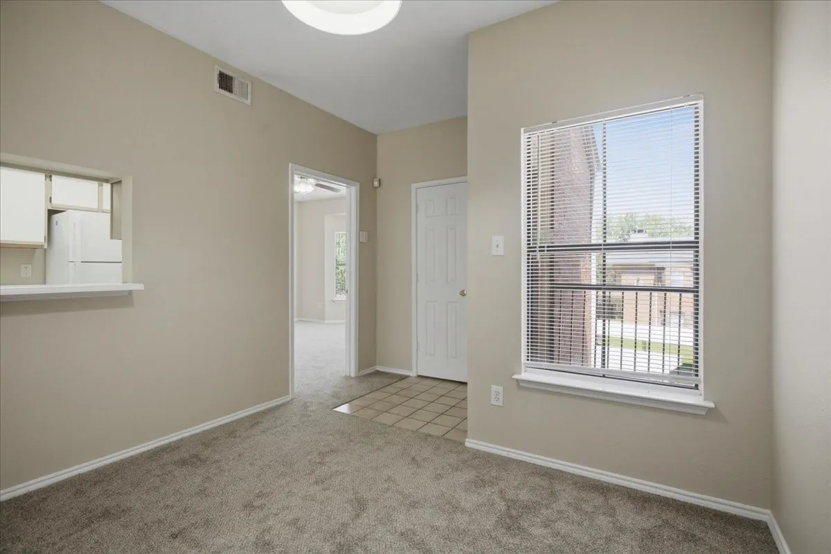 Entry looking toward the master bedroom (unstaged)