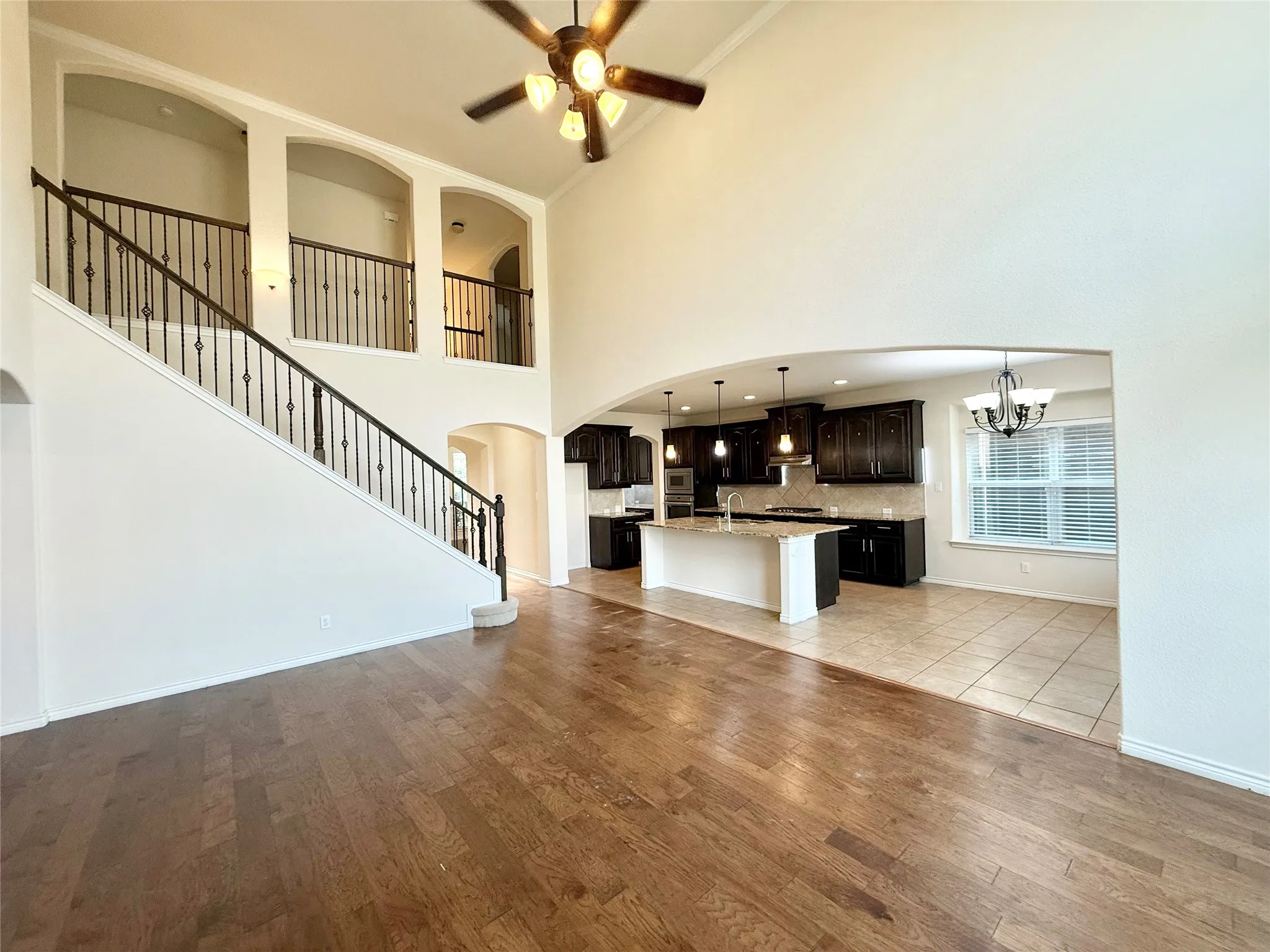 Single Family Residence For Rent in Tarrant County , 5021 Sunwood Circle, Fort Worth, Texas 76123, 4 Bedroom, 4 Bathroom, 2 Garage spaces, 3,060 Sqft, built in 2015, mls#21370606, Real Estate Agent in Fort Worth, Homes For Rent in Tarrant county, Homes For Rent in Fort Worth, Realtor in Fort Worth Texas, Real Estate Brokerage Independent Realty Texas, Luminita Cordes Realtor