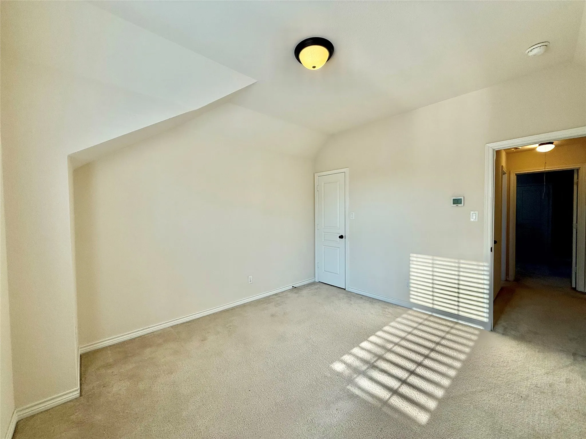 Single Family Residence For Rent in Tarrant County , 5021 Sunwood Circle, Fort Worth, Texas 76123, 4 Bedroom, 4 Bathroom, 2 Garage spaces, 3,060 Sqft, built in 2015, mls#21370606, Real Estate Agent in Fort Worth, Homes For Rent in Tarrant county, Homes For Rent in Fort Worth, Realtor in Fort Worth Texas, Real Estate Brokerage Independent Realty Texas, Luminita Cordes Realtor