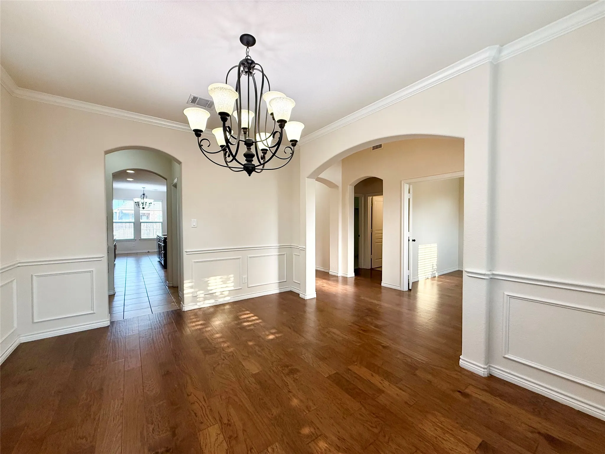 Single Family Residence For Rent in Tarrant County , 5021 Sunwood Circle, Fort Worth, Texas 76123, 4 Bedroom, 4 Bathroom, 2 Garage spaces, 3,060 Sqft, built in 2015, mls#21370606, Real Estate Agent in Fort Worth, Homes For Rent in Tarrant county, Homes For Rent in Fort Worth, Realtor in Fort Worth Texas, Real Estate Brokerage Independent Realty Texas, Luminita Cordes Realtor