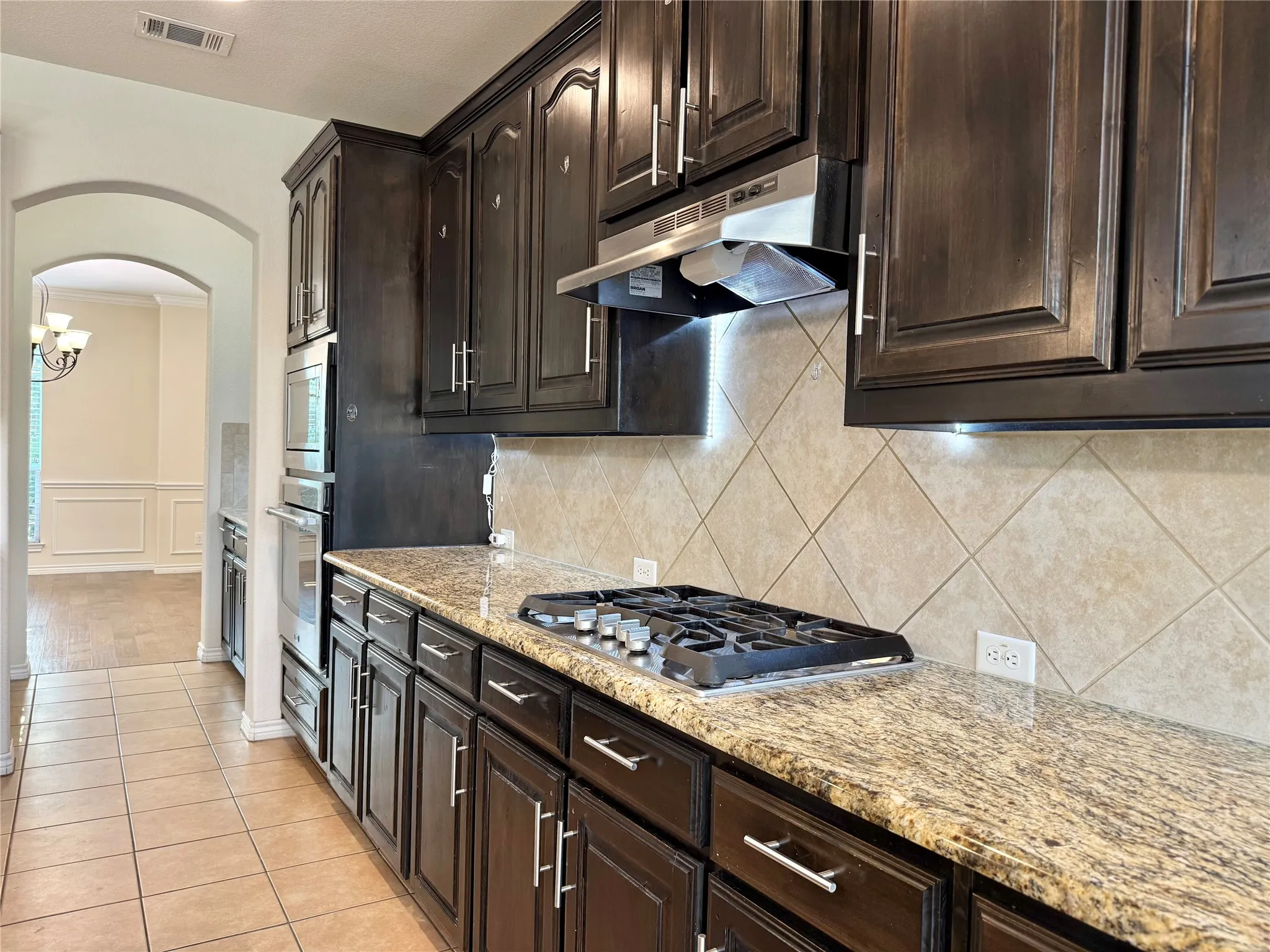 Single Family Residence For Rent in Tarrant County , 5021 Sunwood Circle, Fort Worth, Texas 76123, 4 Bedroom, 4 Bathroom, 2 Garage spaces, 3,060 Sqft, built in 2015, mls#21370606, Real Estate Agent in Fort Worth, Homes For Rent in Tarrant county, Homes For Rent in Fort Worth, Realtor in Fort Worth Texas, Real Estate Brokerage Independent Realty Texas, Luminita Cordes Realtor