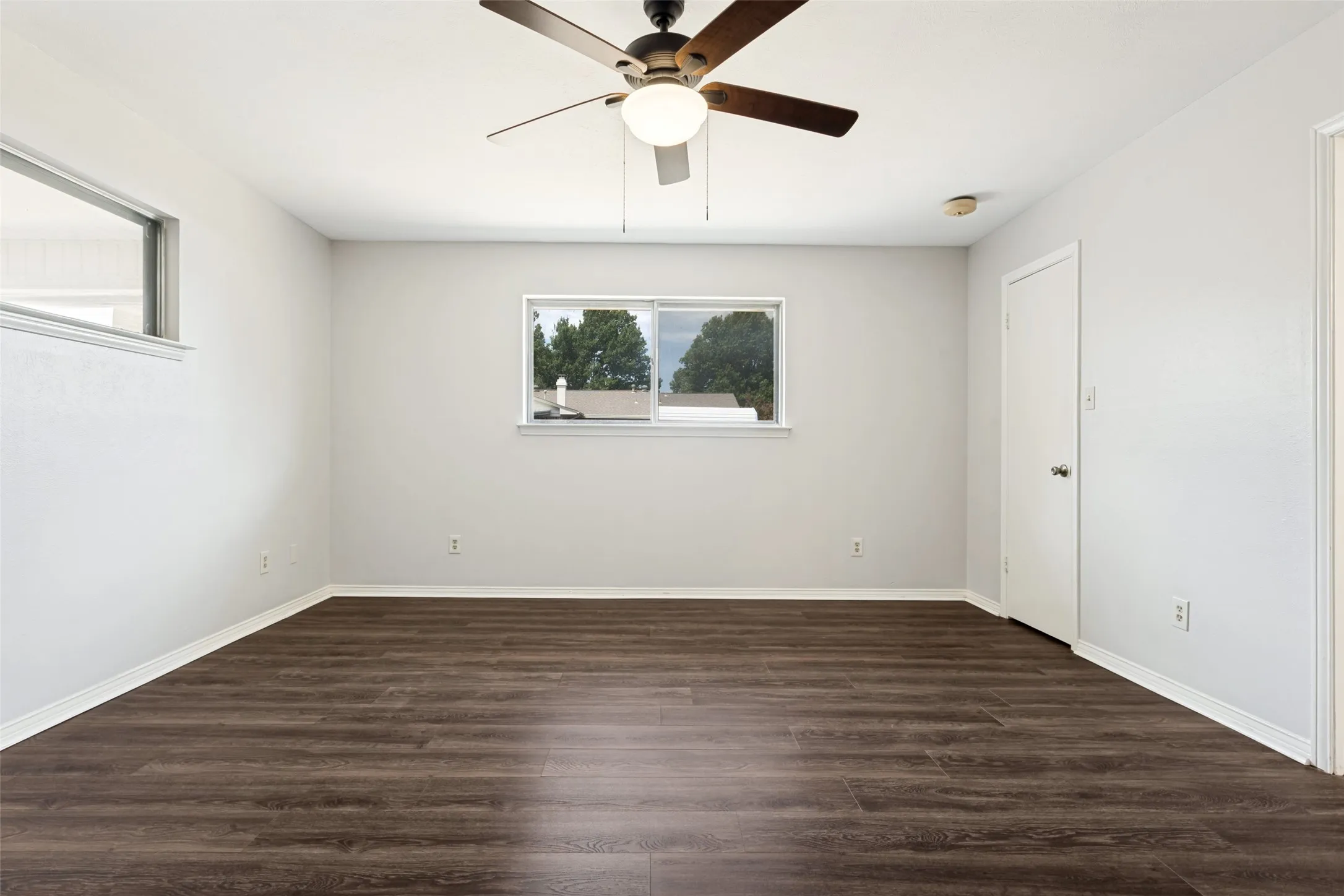 Single Family Residence For Sale in Dallas County , 2629 Montclair Lane, Mesquite, Texas 75150, 4 Bedroom, 2 Bathroom, 2 Garage spaces, 2,062 Sqft, built in 1974, mls#21232635, Real Estate Agent in Mesquite, Homes For Sale in Dallas county, Homes For Sale in Mesquite, Realtor in Mesquite Texas, Real Estate Brokerage Independent Realty Texas, Luminita Cordes Realtor