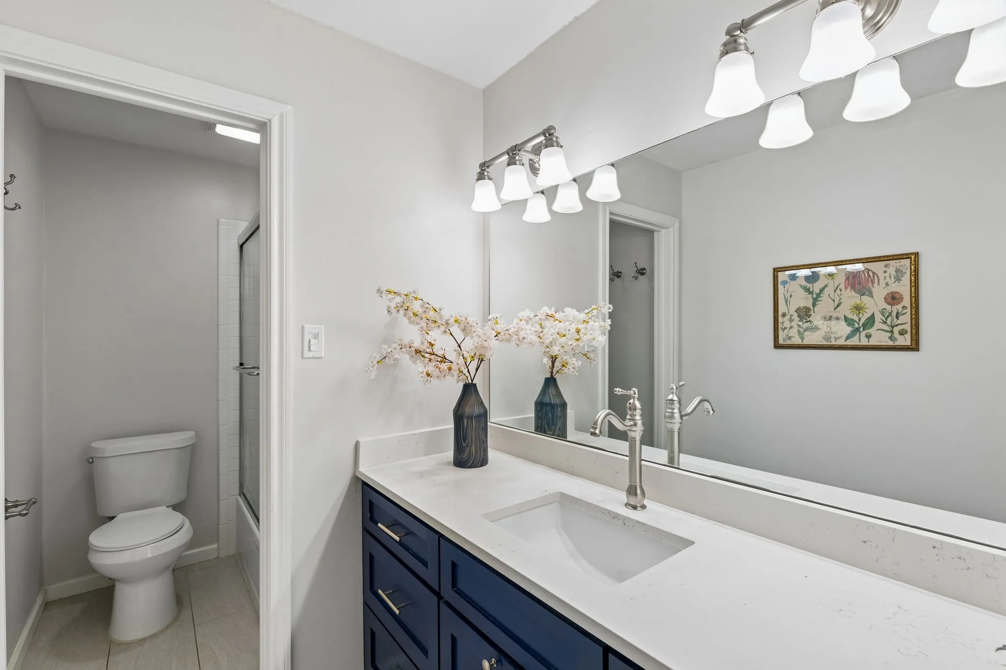 Townhouse For Sale in Dallas County , 9622 Highland View Drive, Dallas, Texas 75238, 3 Bedroom, 2 Bathroom, 2 Garage spaces, 2,106 Sqft, built in 1974, mls#21367883, Real Estate Agent in Dallas, Homes For Sale in Dallas county, Homes For Sale in Dallas, Realtor in Dallas Texas, Real Estate Brokerage Independent Realty Texas, Luminita Cordes Realtor