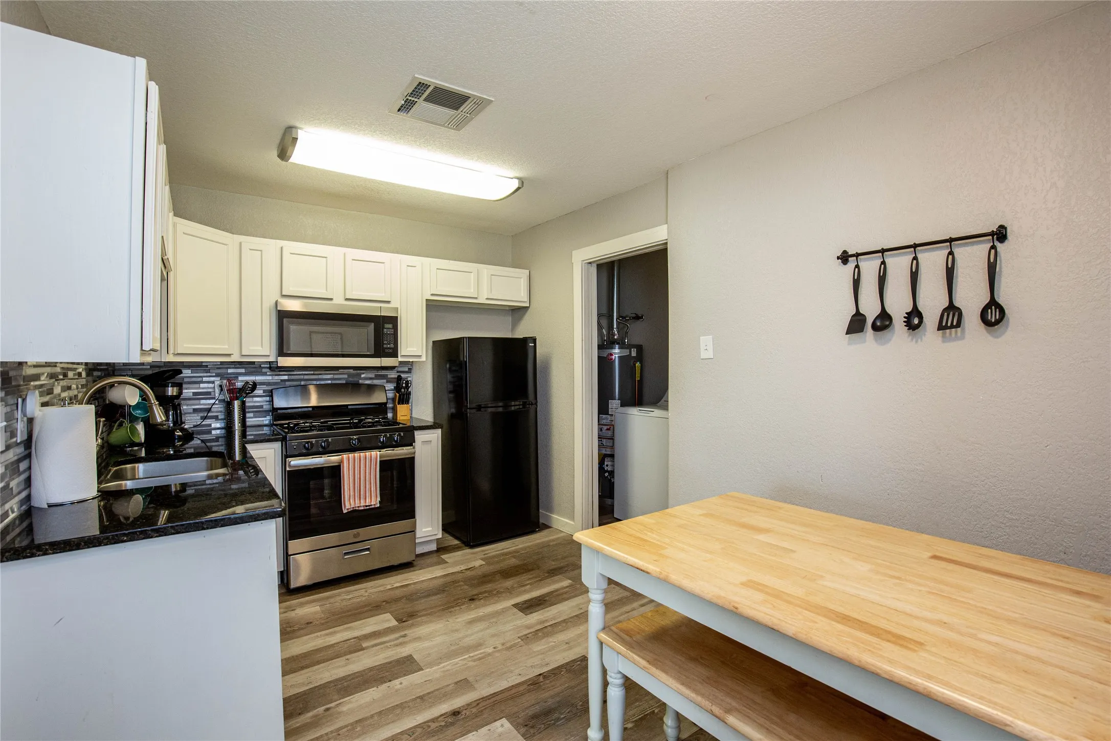 For Sale in Mc Lennan County , 1108 N 28th Street, Waco, Texas 76707, 3 Bedroom, 2 Bathroom, 2 Garage spaces, 0 Sqft, built in 1948, mls#21370833, Real Estate Agent in Waco, Homes For Sale in Mc Lennan county, Homes For Sale in Waco, Realtor in Waco Texas, Real Estate Brokerage Independent Realty Texas, Luminita Cordes Realtor