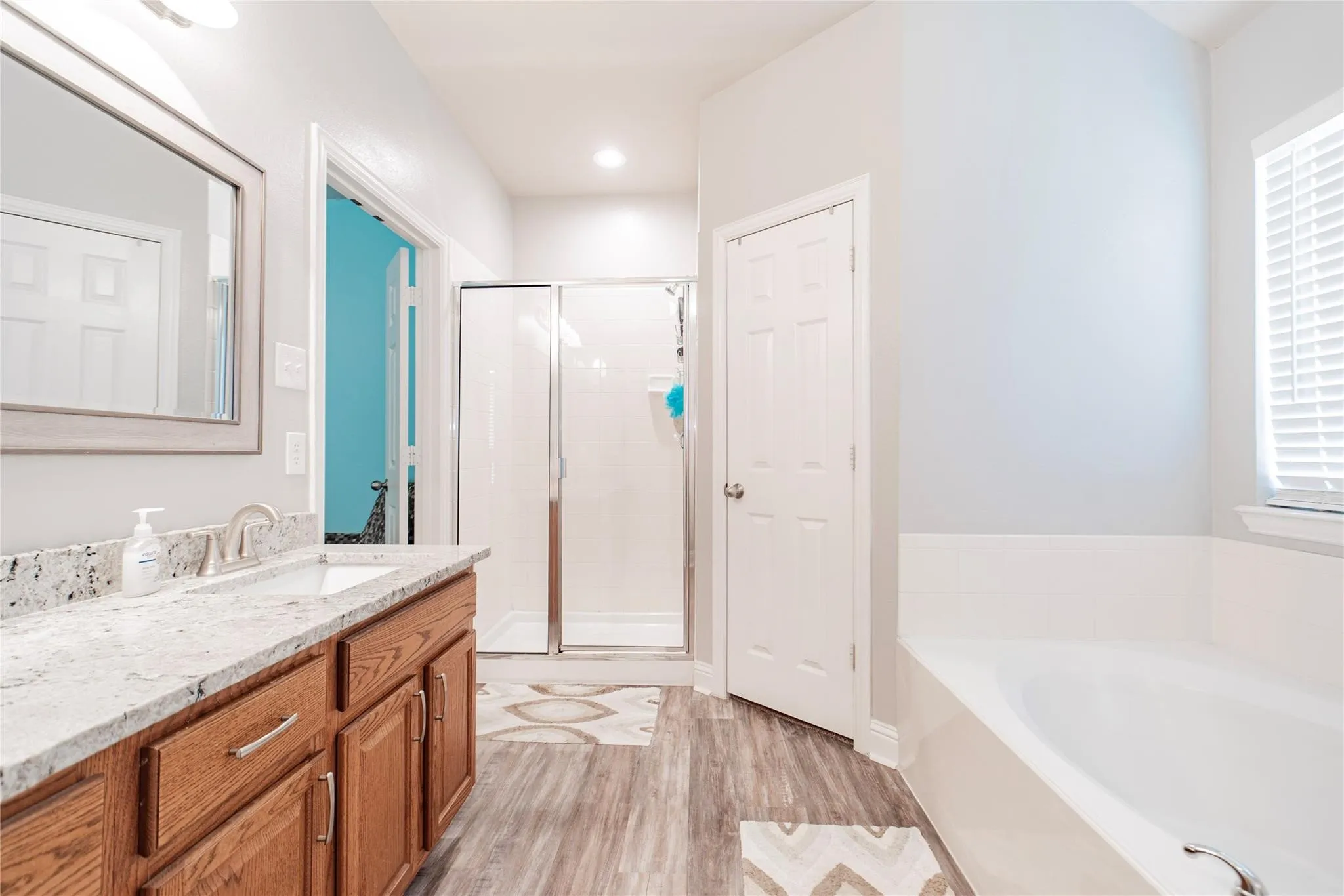 Single Family Residence For Sale in Rockwall County , 245 Mckinley Lane, Royse City, Texas 75189, 4 Bedroom, 2 Bathroom, 2 Garage spaces, 2,425 Sqft, built in 2007, mls#21370909, Real Estate Agent in Royse City, Homes For Sale in Rockwall county, Homes For Sale in Royse City, Realtor in Royse City Texas, Real Estate Brokerage Independent Realty Texas, Luminita Cordes Realtor