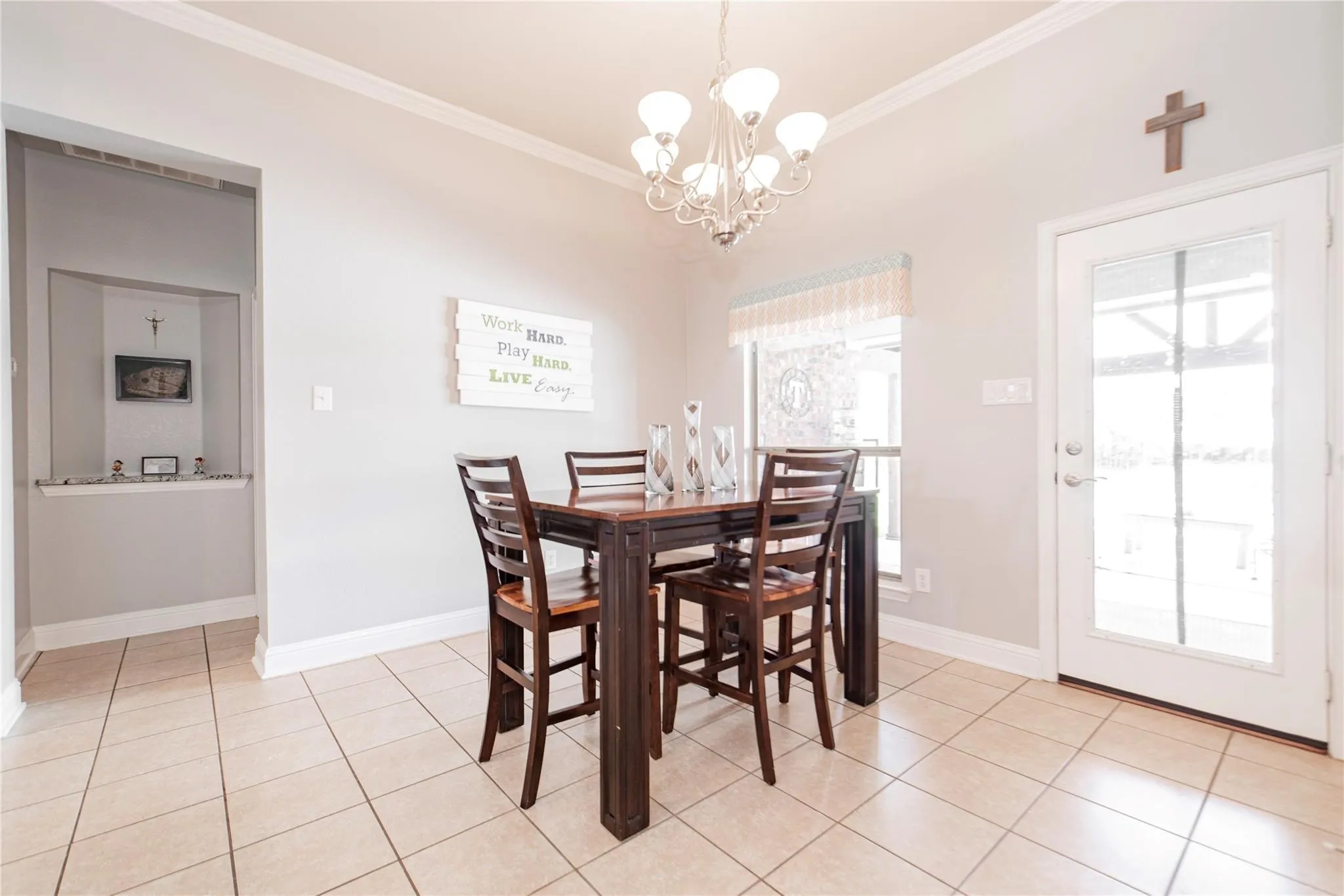 Single Family Residence For Sale in Rockwall County , 245 Mckinley Lane, Royse City, Texas 75189, 4 Bedroom, 2 Bathroom, 2 Garage spaces, 2,425 Sqft, built in 2007, mls#21370909, Real Estate Agent in Royse City, Homes For Sale in Rockwall county, Homes For Sale in Royse City, Realtor in Royse City Texas, Real Estate Brokerage Independent Realty Texas, Luminita Cordes Realtor