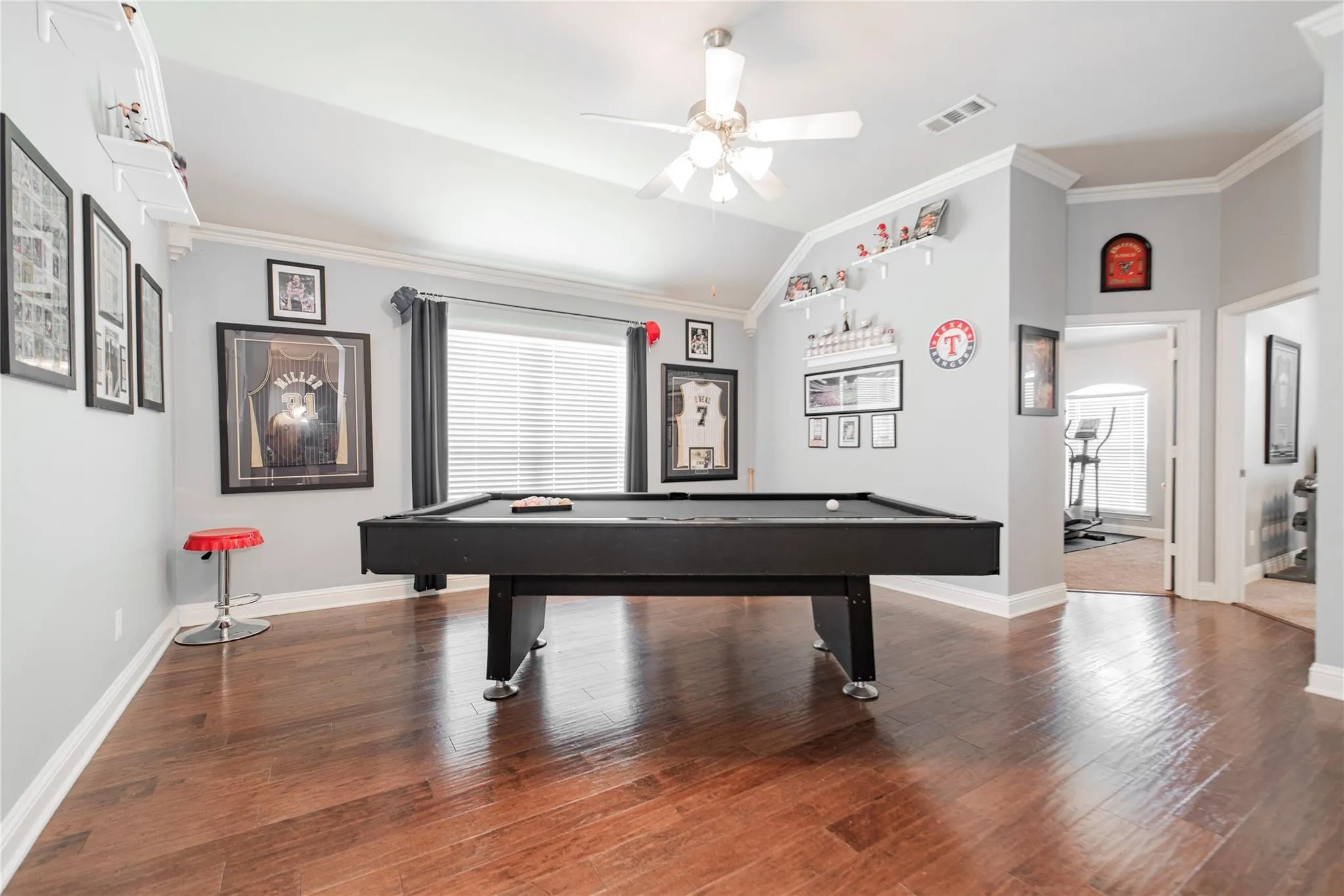 Single Family Residence For Sale in Rockwall County , 245 Mckinley Lane, Royse City, Texas 75189, 4 Bedroom, 2 Bathroom, 2 Garage spaces, 2,425 Sqft, built in 2007, mls#21370909, Real Estate Agent in Royse City, Homes For Sale in Rockwall county, Homes For Sale in Royse City, Realtor in Royse City Texas, Real Estate Brokerage Independent Realty Texas, Luminita Cordes Realtor