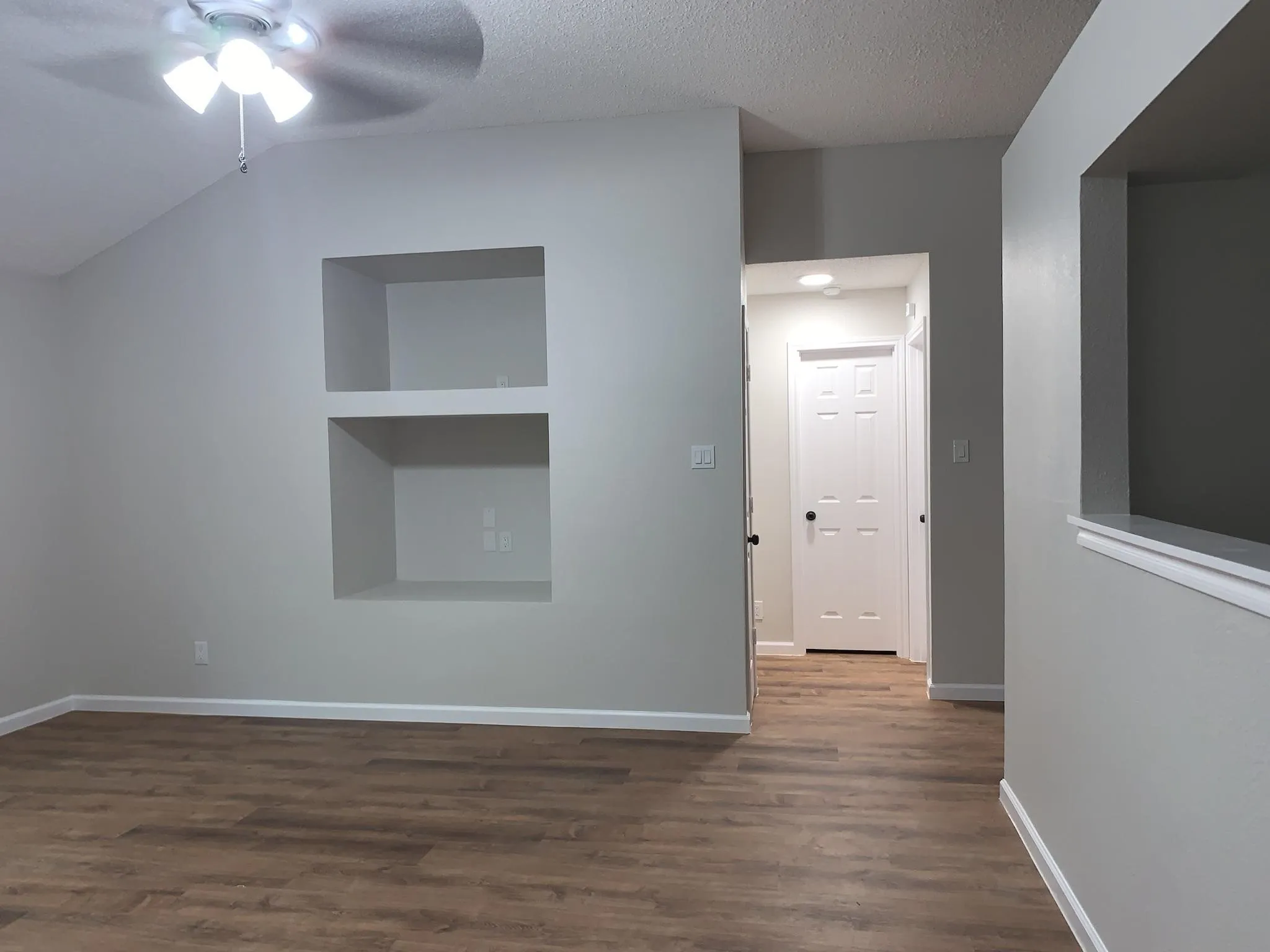 Single Family Residence For Rent in Henderson County , 120 Plumthicket Lane, Trinidad, Texas 75163, 3 Bedroom, 2 Bathroom, 2 Garage spaces, 1,399 Sqft, built in 2006, mls#21370914, Real Estate Agent in Trinidad, Homes For Rent in Henderson county, Homes For Rent in Trinidad, Realtor in Trinidad Texas, Real Estate Brokerage Independent Realty Texas, Luminita Cordes Realtor