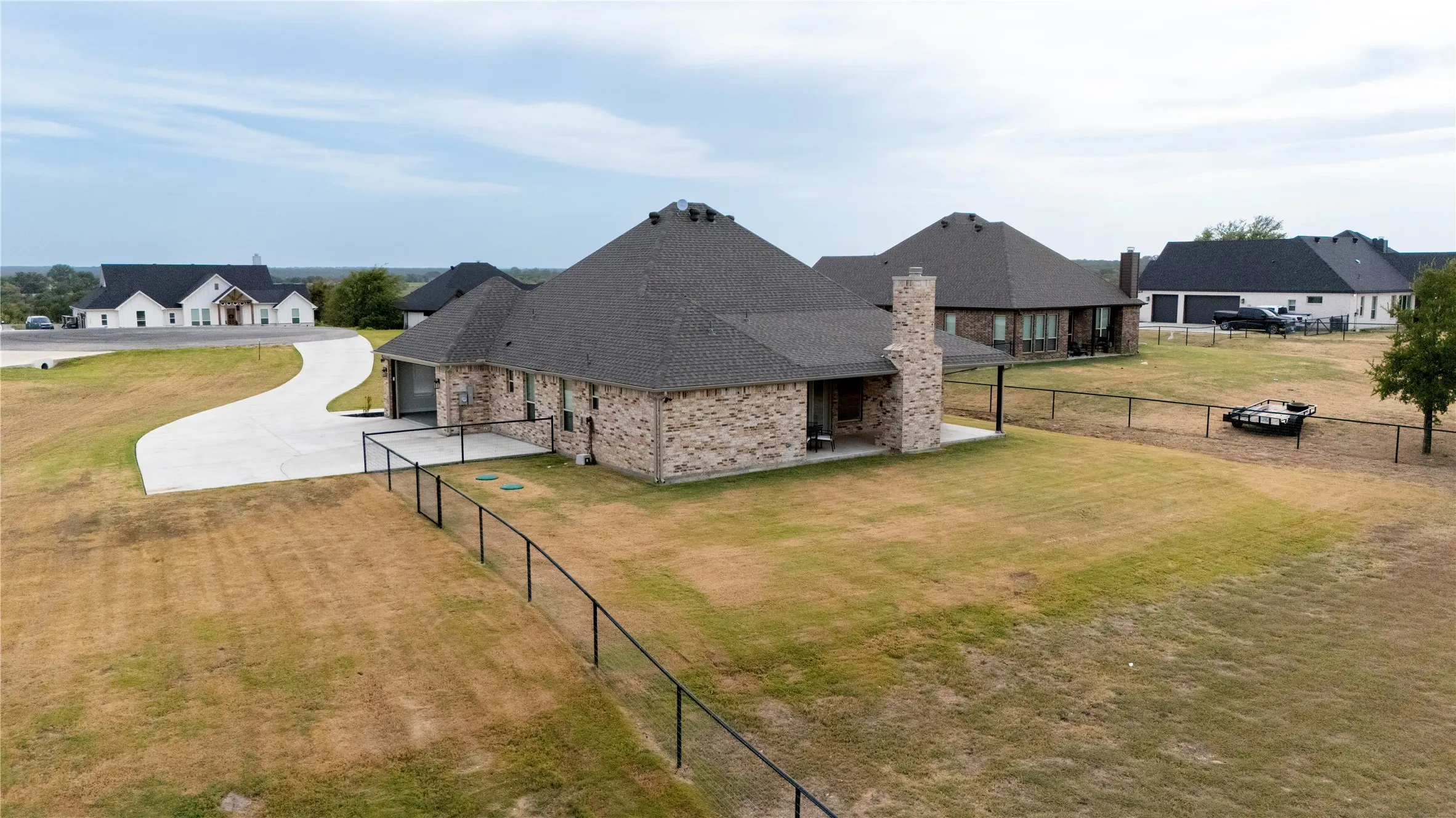 Single Family Residence For Sale in Parker County , 1045 Bermes Court, Brock, Texas 76087, 3 Bedroom, 2 Bathroom, 2 Garage spaces, 2,178 Sqft, built in 2024, mls#21364988, Real Estate Agent in Brock, Homes For Sale in Parker county, Homes For Sale in Brock, Realtor in Brock Texas, Real Estate Brokerage Independent Realty Texas, Luminita Cordes Realtor
