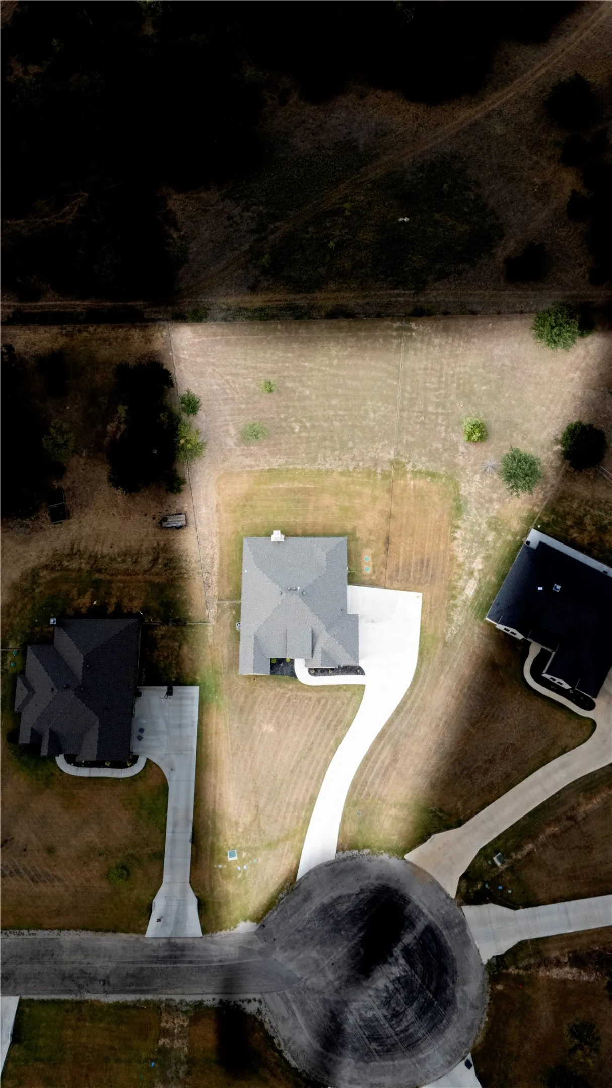 Single Family Residence For Sale in Parker County , 1045 Bermes Court, Brock, Texas 76087, 3 Bedroom, 2 Bathroom, 2 Garage spaces, 2,178 Sqft, built in 2024, mls#21364988, Real Estate Agent in Brock, Homes For Sale in Parker county, Homes For Sale in Brock, Realtor in Brock Texas, Real Estate Brokerage Independent Realty Texas, Luminita Cordes Realtor