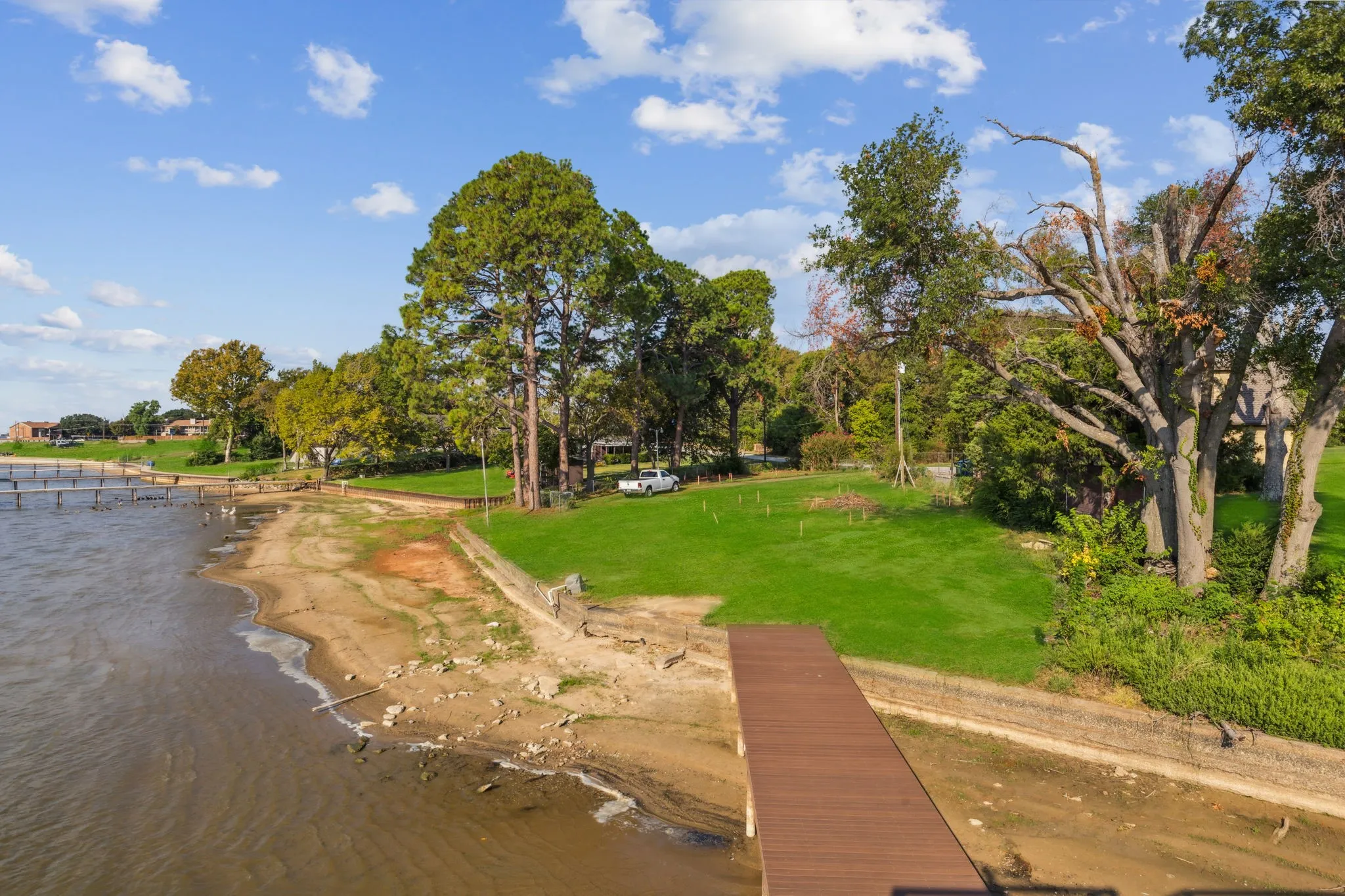 Unimproved Land For Sale in Henderson County , 118 The Lee Way, Gun Barrel City, Texas 75156, 0, 0, Garage spaces, 0 Sqft, built in 0, mls#21362207, Real Estate Agent in Gun Barrel City, Homes For Sale in Henderson county, Homes For Sale in Gun Barrel City, Realtor in Gun Barrel City Texas, Real Estate Brokerage Independent Realty Texas, Luminita Cordes Realtor