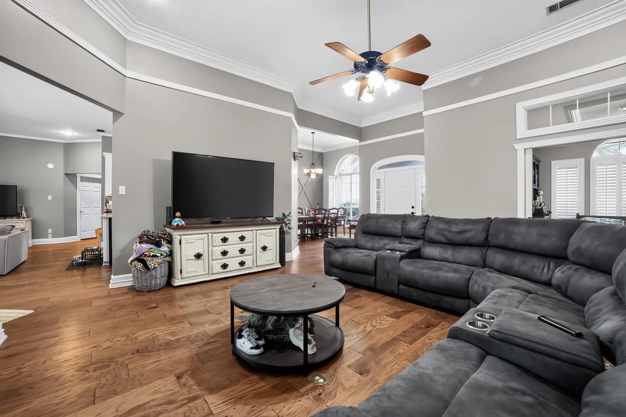 Single Family Residence For Sale in Van Zandt County , 1807 Mill Creek Road, Canton, Texas 75103, 4 Bedroom, 3 Bathroom, 2 Garage spaces, 2,792 Sqft, built in 1996, mls#21370927, Real Estate Agent in Canton, Homes For Sale in Van Zandt county, Homes For Sale in Canton, Realtor in Canton Texas, Real Estate Brokerage Independent Realty Texas, Luminita Cordes Realtor