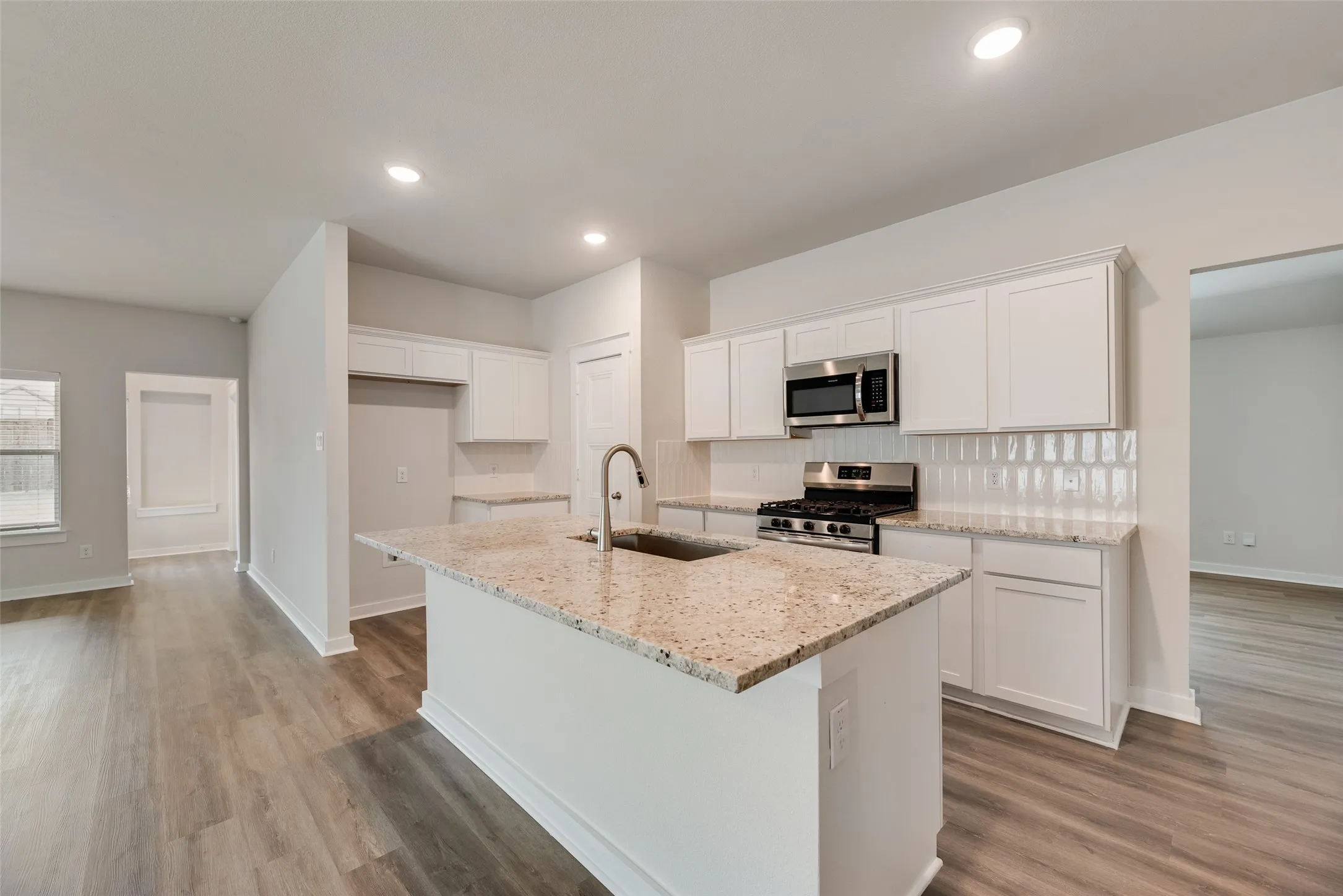 Single Family Residence For Sale in Collin County , 2850 Robertson Way, Royse City, Texas 75189, 5 Bedroom, 2 Bathroom, 2 Garage spaces, 2,148 Sqft, built in 2023, mls#21370894, Real Estate Agent in Royse City, Homes For Sale in Collin county, Homes For Sale in Royse City, Realtor in Royse City Texas, Real Estate Brokerage Independent Realty Texas, Luminita Cordes Realtor
