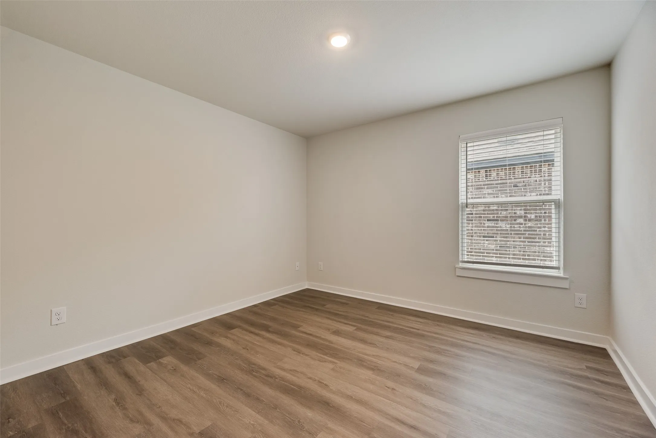 Single Family Residence For Sale in Collin County , 2850 Robertson Way, Royse City, Texas 75189, 5 Bedroom, 2 Bathroom, 2 Garage spaces, 2,148 Sqft, built in 2023, mls#21370894, Real Estate Agent in Royse City, Homes For Sale in Collin county, Homes For Sale in Royse City, Realtor in Royse City Texas, Real Estate Brokerage Independent Realty Texas, Luminita Cordes Realtor