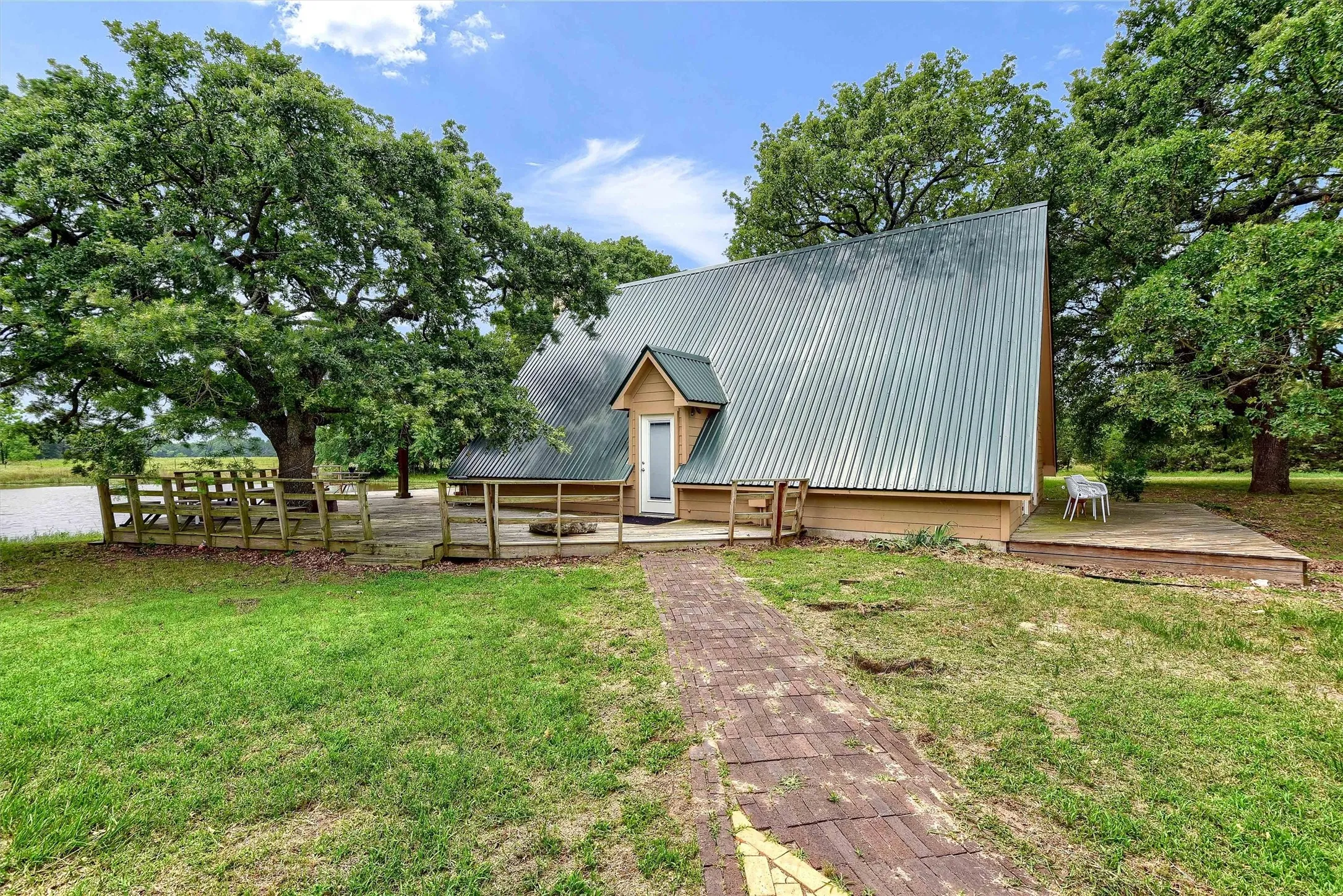 Improved Land For Sale in Grayson County , 263 Rio Roxo RD, Gordonville, Texas 76245, 0, 0, Garage spaces, 0 Sqft, built in 2007, mls#21370904, Real Estate Agent in Gordonville, Homes For Sale in Grayson county, Homes For Sale in Gordonville, Realtor in Gordonville Texas, Real Estate Brokerage Independent Realty Texas, Luminita Cordes Realtor