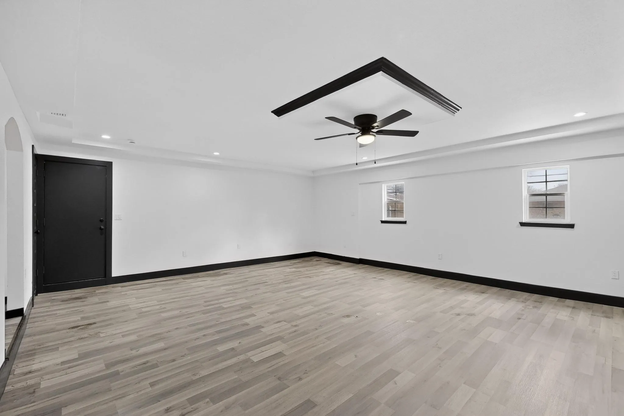 Single Family Residence For Sale in Dallas County , 11360 Drummond Drive, Dallas, Texas 75228, 6 Bedroom, 2 Bathroom, Garage spaces, 2,700 Sqft, built in 1966, mls#21370937, Real Estate Agent in Dallas, Homes For Sale in Dallas county, Homes For Sale in Dallas, Realtor in Dallas Texas, Real Estate Brokerage Independent Realty Texas, Luminita Cordes Realtor