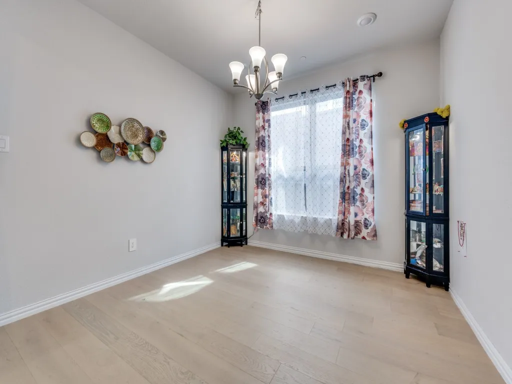 Single Family Residence For Rent in Denton County , 2094 Creekbluff Circle, Lewisville, Texas 75010, 4 Bedroom, 3 Bathroom, 2 Garage spaces, 3,049 Sqft, built in 2021, mls#21370935, Real Estate Agent in Lewisville, Homes For Rent in Denton county, Homes For Rent in Lewisville, Realtor in Lewisville Texas, Real Estate Brokerage Independent Realty Texas, Luminita Cordes Realtor