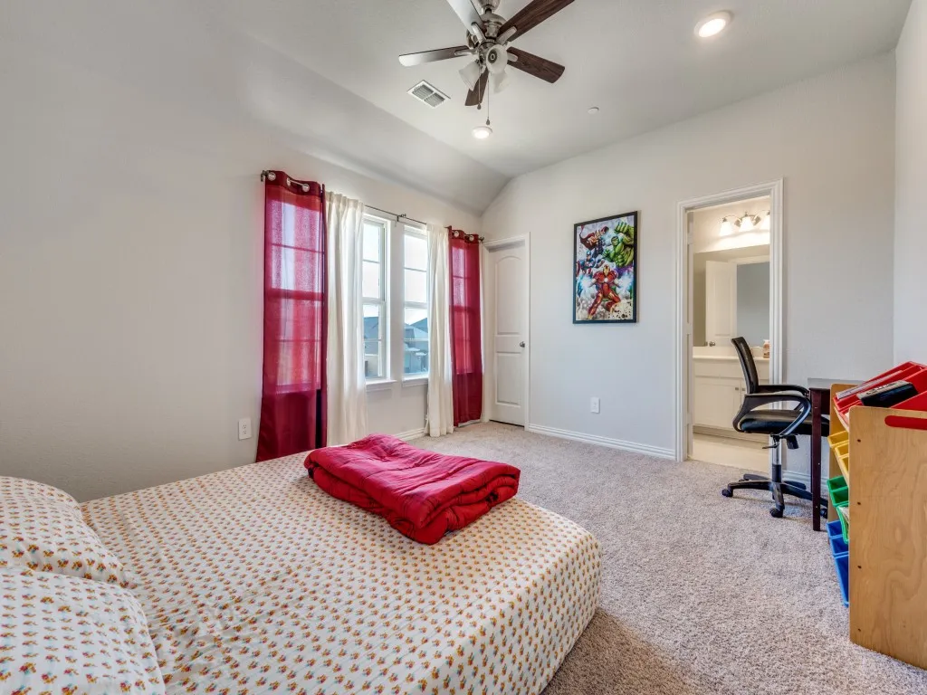 Single Family Residence For Rent in Denton County , 2094 Creekbluff Circle, Lewisville, Texas 75010, 4 Bedroom, 3 Bathroom, 2 Garage spaces, 3,049 Sqft, built in 2021, mls#21370935, Real Estate Agent in Lewisville, Homes For Rent in Denton county, Homes For Rent in Lewisville, Realtor in Lewisville Texas, Real Estate Brokerage Independent Realty Texas, Luminita Cordes Realtor