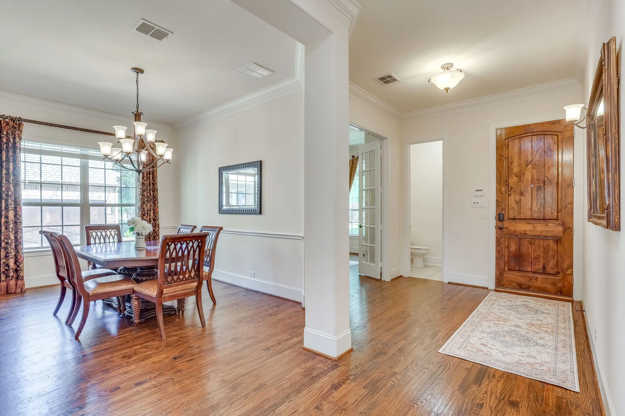 Single Family Residence For Sale in Denton County , 2016 Torin Street, Lewisville, Texas 75056, 3 Bedroom, 3 Bathroom, 2 Garage spaces, 2,853 Sqft, built in 2013, mls#21370212, Real Estate Agent in Lewisville, Homes For Sale in Denton county, Homes For Sale in Lewisville, Realtor in Lewisville Texas, Real Estate Brokerage Independent Realty Texas, Luminita Cordes Realtor