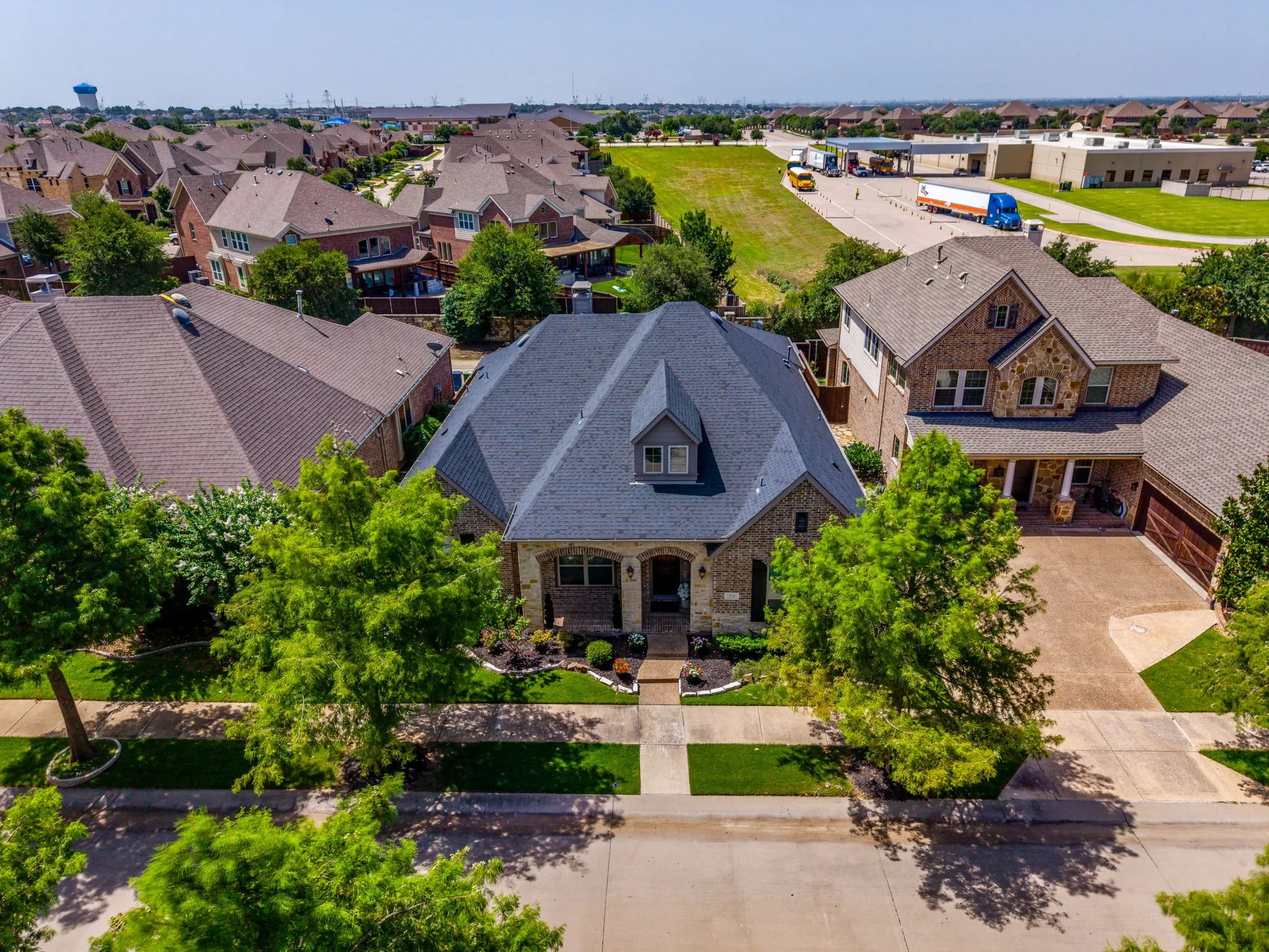 Single Family Residence For Sale in Denton County , 2016 Torin Street, Lewisville, Texas 75056, 3 Bedroom, 3 Bathroom, 2 Garage spaces, 2,853 Sqft, built in 2013, mls#21370212, Real Estate Agent in Lewisville, Homes For Sale in Denton county, Homes For Sale in Lewisville, Realtor in Lewisville Texas, Real Estate Brokerage Independent Realty Texas, Luminita Cordes Realtor
