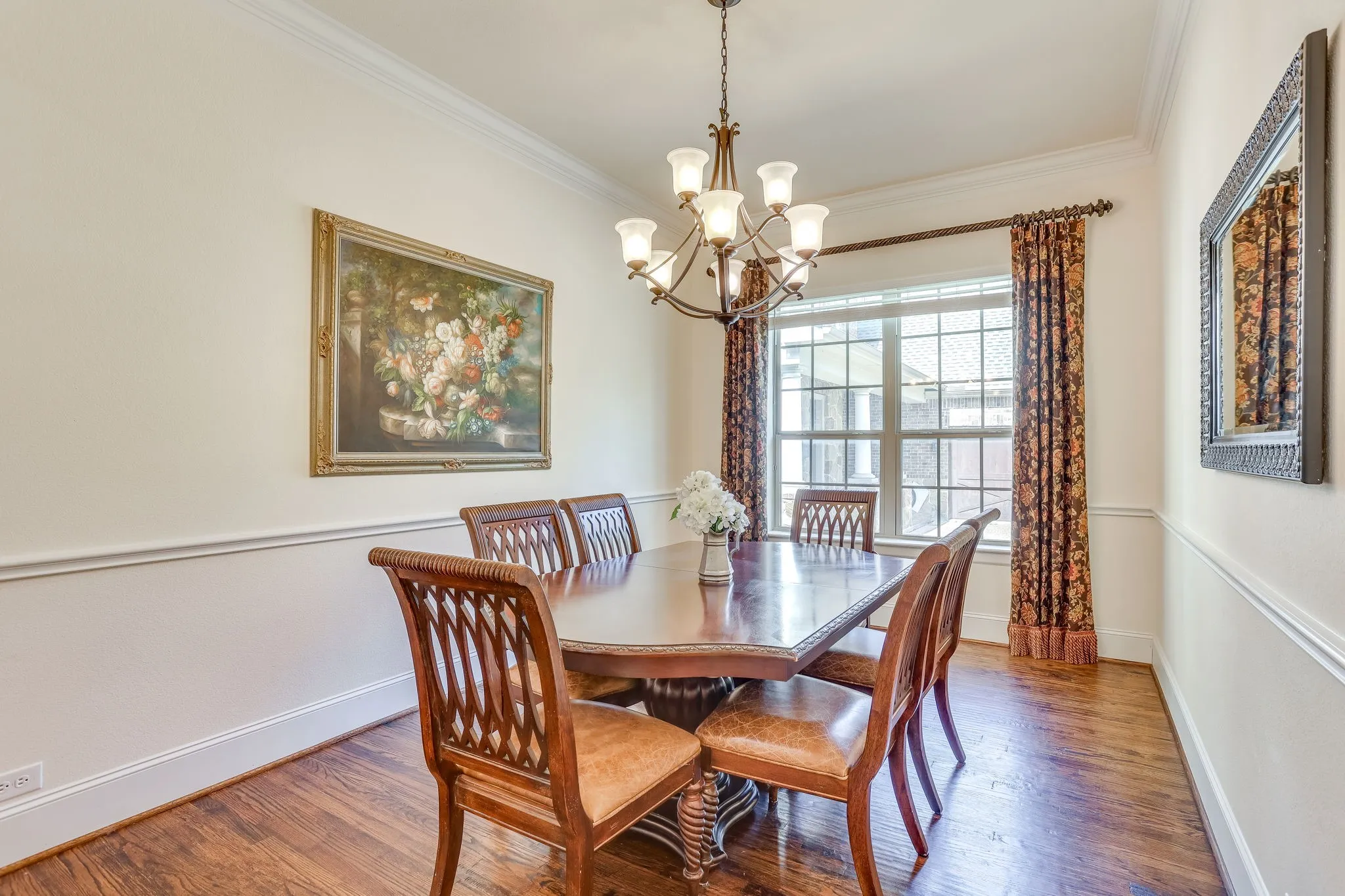 Single Family Residence For Sale in Denton County , 2016 Torin Street, Lewisville, Texas 75056, 3 Bedroom, 3 Bathroom, 2 Garage spaces, 2,853 Sqft, built in 2013, mls#21370212, Real Estate Agent in Lewisville, Homes For Sale in Denton county, Homes For Sale in Lewisville, Realtor in Lewisville Texas, Real Estate Brokerage Independent Realty Texas, Luminita Cordes Realtor
