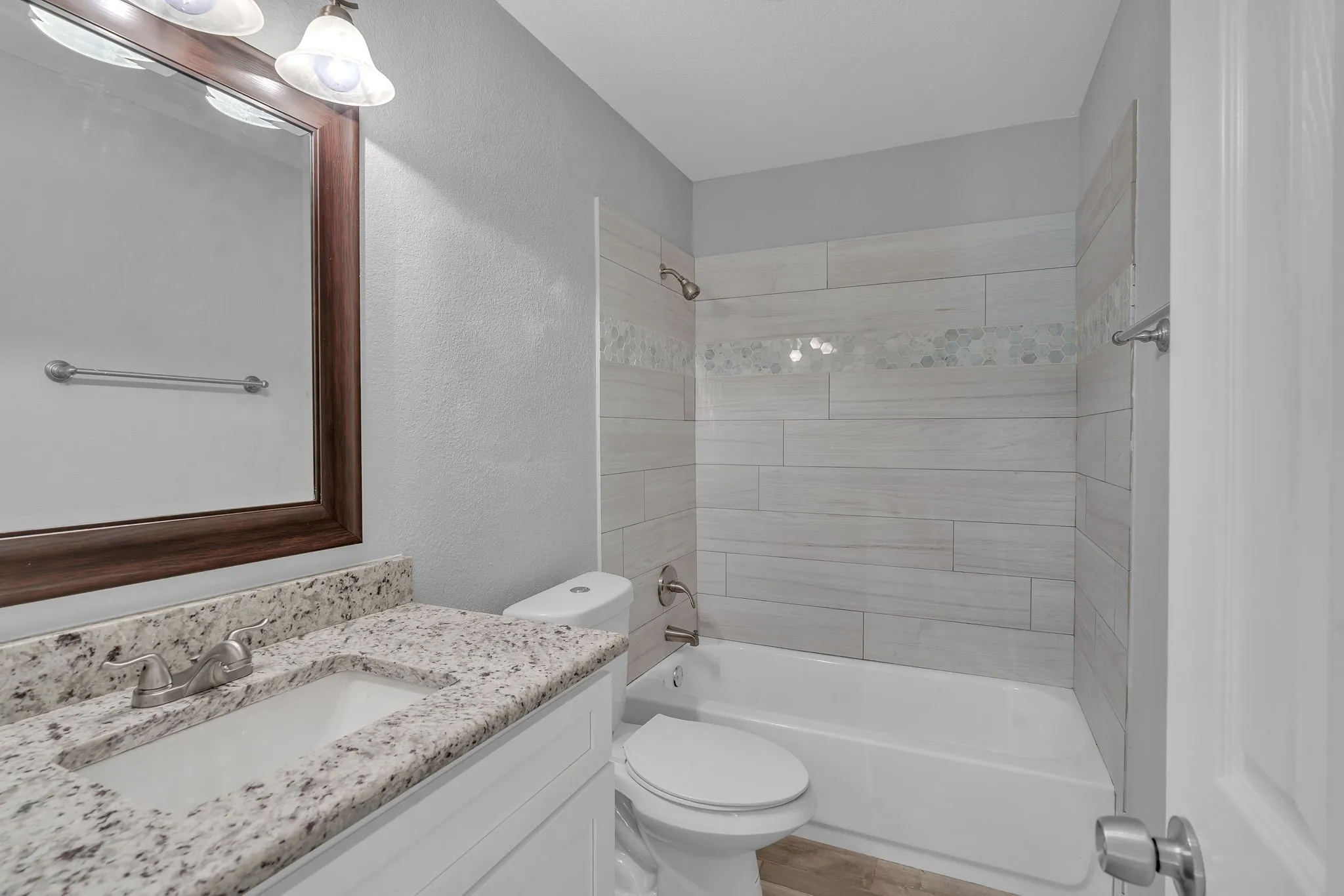 Single Family Residence For Rent in Tarrant County , 691 N Montana Court, Keller, Texas 76248, 3 Bedroom, 2 Bathroom, 2 Garage spaces, 1,834 Sqft, built in 1992, mls#21344402, Real Estate Agent in Keller, Homes For Rent in Tarrant county, Homes For Rent in Keller, Realtor in Keller Texas, Real Estate Brokerage Independent Realty Texas, Luminita Cordes Realtor