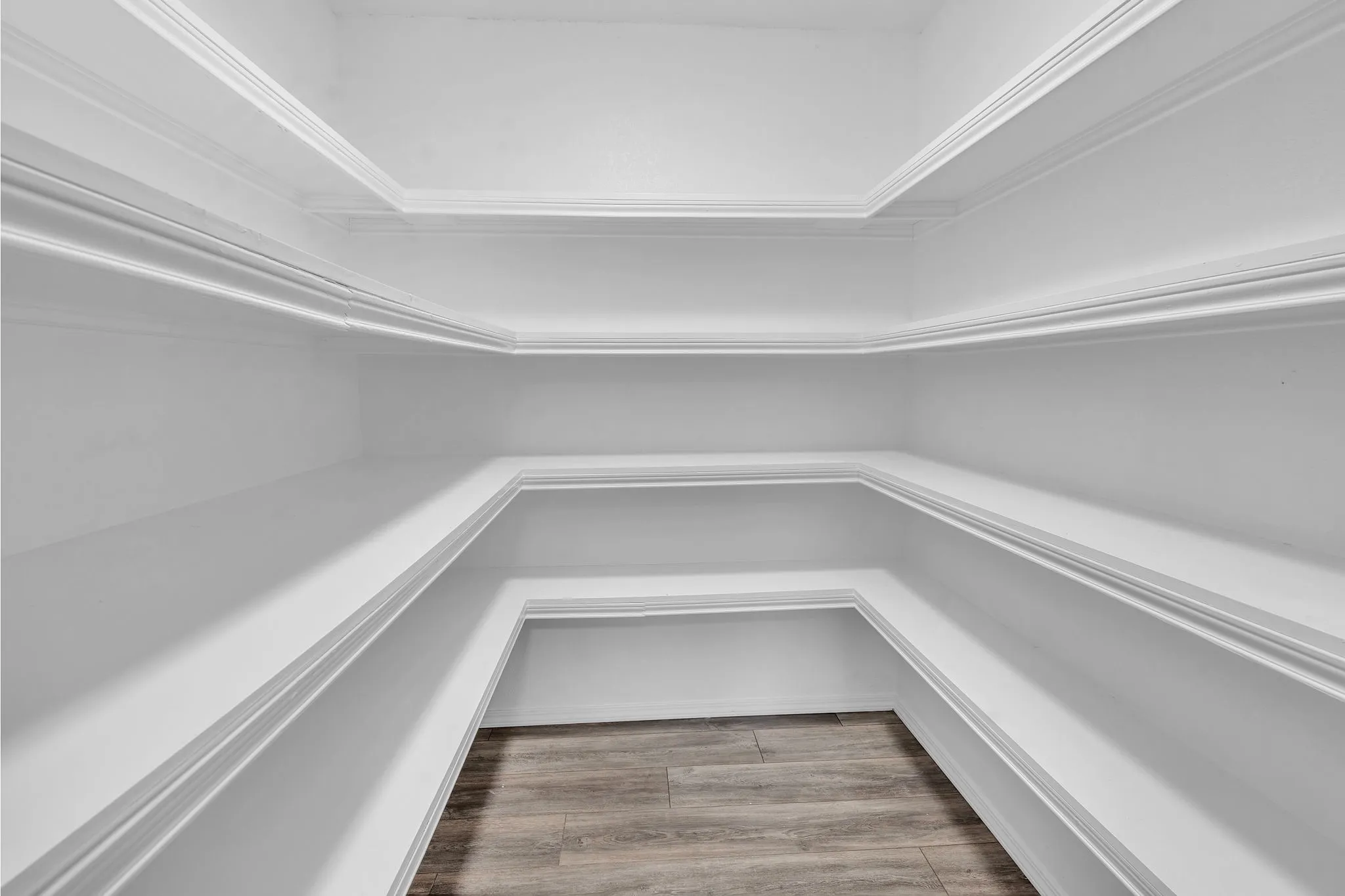 Single Family Residence For Rent in Tarrant County , 691 N Montana Court, Keller, Texas 76248, 3 Bedroom, 2 Bathroom, 2 Garage spaces, 1,834 Sqft, built in 1992, mls#21344402, Real Estate Agent in Keller, Homes For Rent in Tarrant county, Homes For Rent in Keller, Realtor in Keller Texas, Real Estate Brokerage Independent Realty Texas, Luminita Cordes Realtor