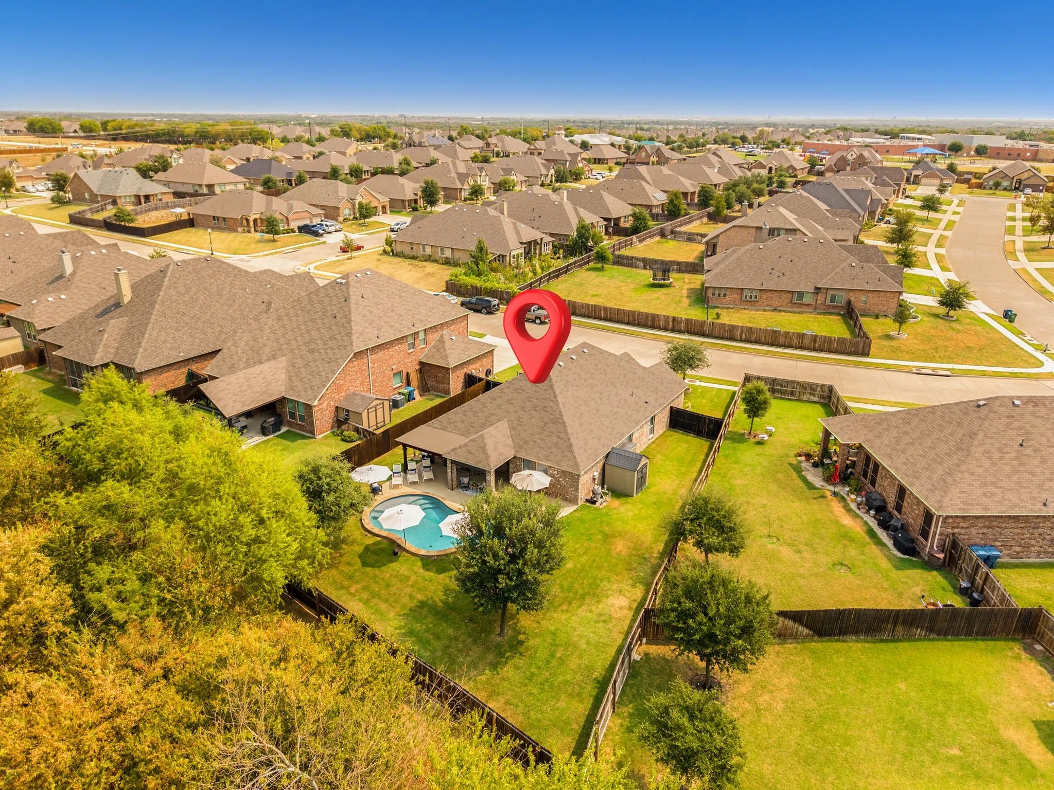 Single Family Residence For Sale in Denton County , 502 Royal Oaks Lane, Oak Point, Texas 75068, 3 Bedroom, 2 Bathroom, 2 Garage spaces, 1,882 Sqft, built in 2017, mls#21366816, Real Estate Agent in Oak Point, Homes For Sale in Denton county, Homes For Sale in Oak Point, Realtor in Oak Point Texas, Real Estate Brokerage Independent Realty Texas, Luminita Cordes Realtor
