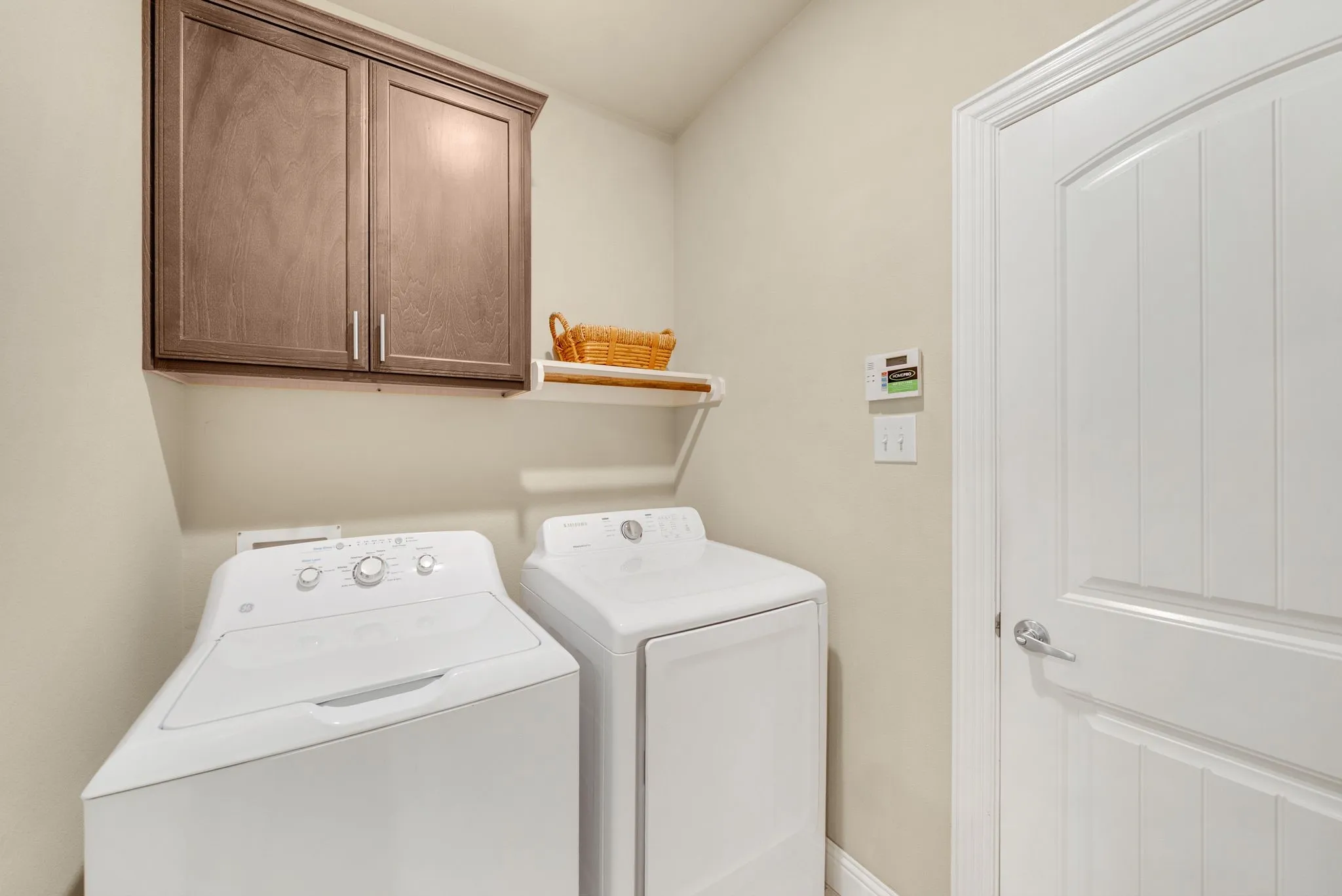 Single Family Residence For Sale in Denton County , 502 Royal Oaks Lane, Oak Point, Texas 75068, 3 Bedroom, 2 Bathroom, 2 Garage spaces, 1,882 Sqft, built in 2017, mls#21366816, Real Estate Agent in Oak Point, Homes For Sale in Denton county, Homes For Sale in Oak Point, Realtor in Oak Point Texas, Real Estate Brokerage Independent Realty Texas, Luminita Cordes Realtor
