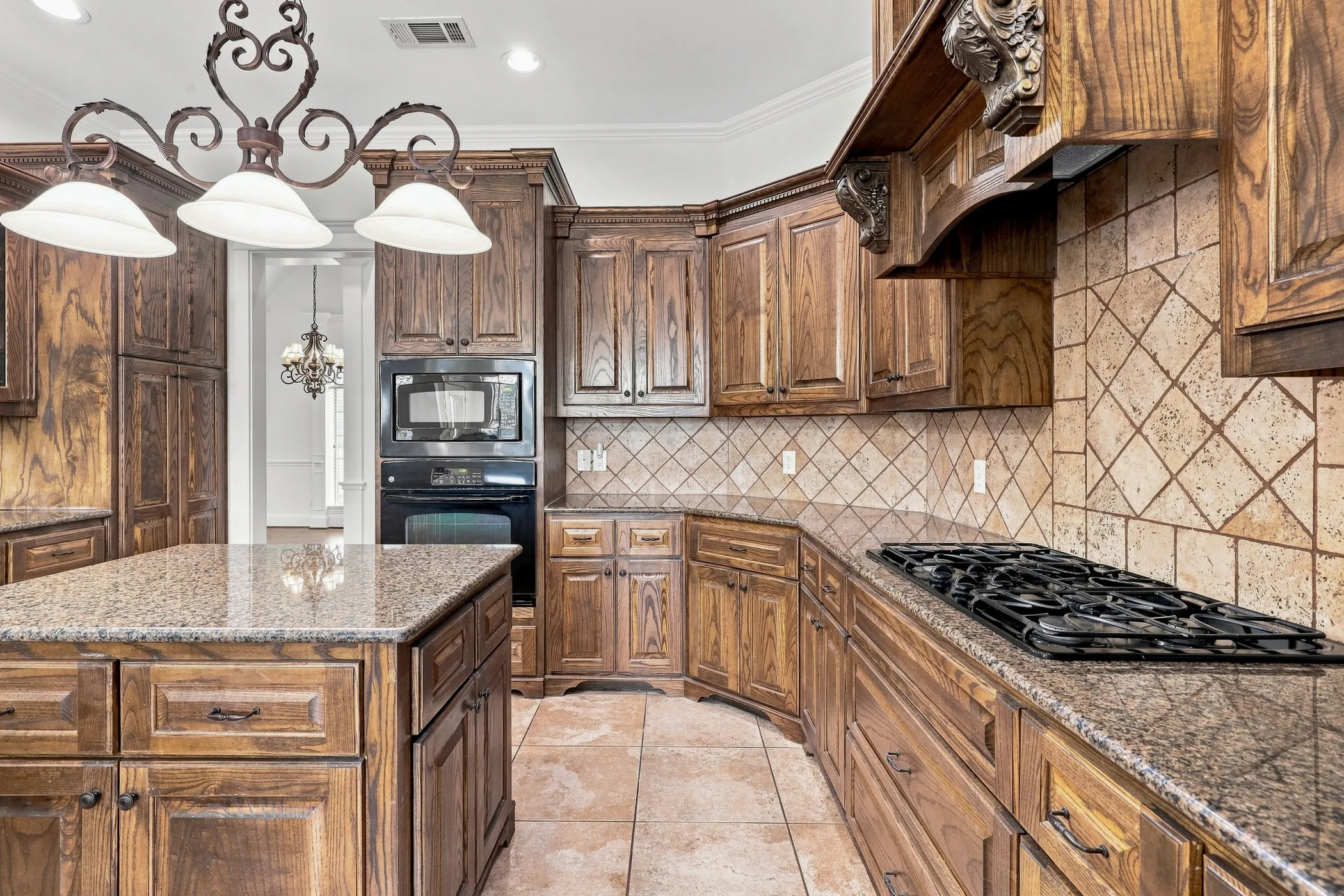 Single Family Residence For Sale in Kaufman County , 18121 Langford Lane, Talty, Texas 75126, 4 Bedroom, 4 Bathroom, 3 Garage spaces, 3,423 Sqft, built in 2007, mls#21369420, Real Estate Agent in Talty, Homes For Sale in Kaufman county, Homes For Sale in Talty, Realtor in Talty Texas, Real Estate Brokerage Independent Realty Texas, Luminita Cordes Realtor