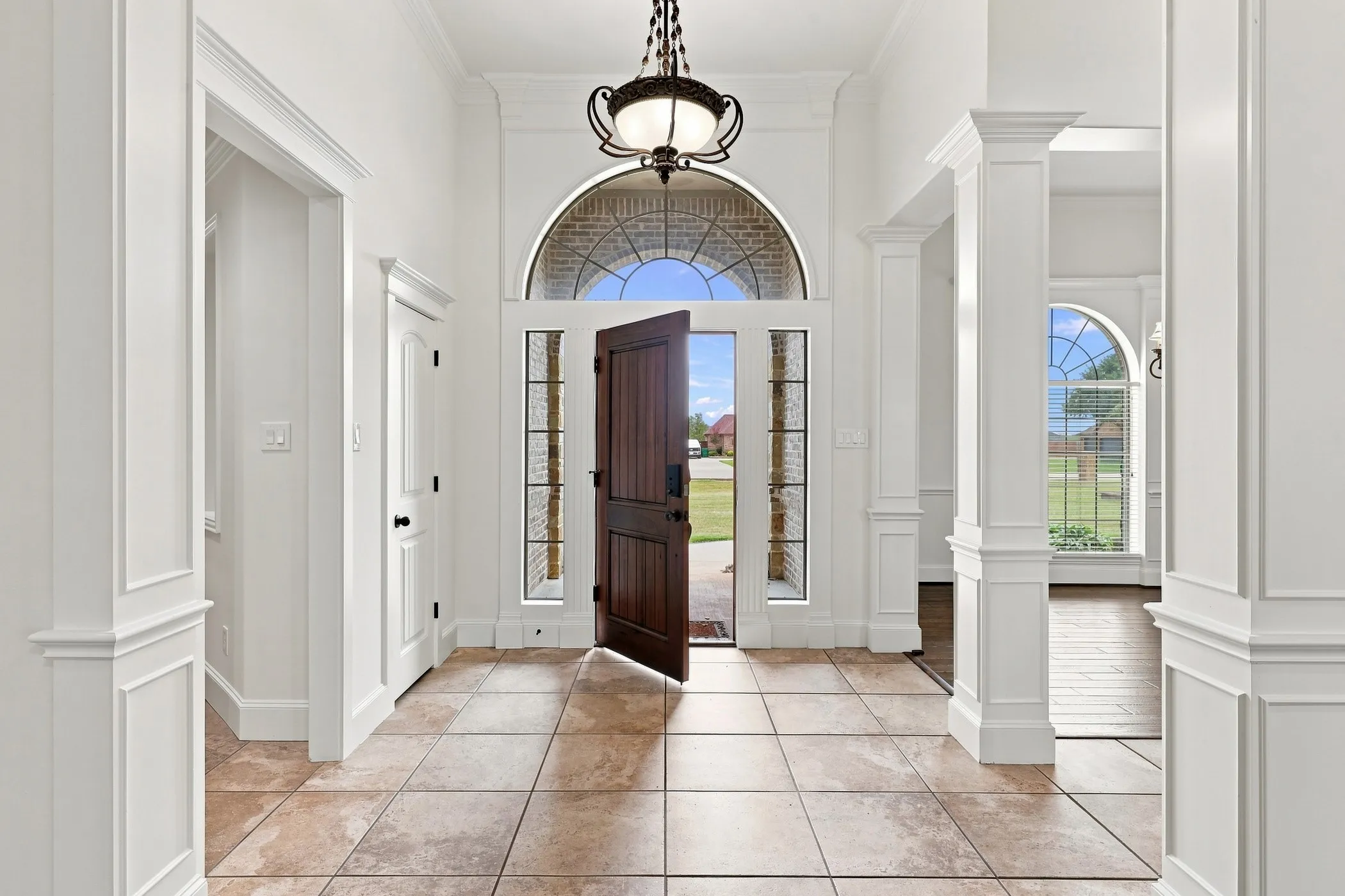 Single Family Residence For Sale in Kaufman County , 18121 Langford Lane, Talty, Texas 75126, 4 Bedroom, 4 Bathroom, 3 Garage spaces, 3,423 Sqft, built in 2007, mls#21369420, Real Estate Agent in Talty, Homes For Sale in Kaufman county, Homes For Sale in Talty, Realtor in Talty Texas, Real Estate Brokerage Independent Realty Texas, Luminita Cordes Realtor