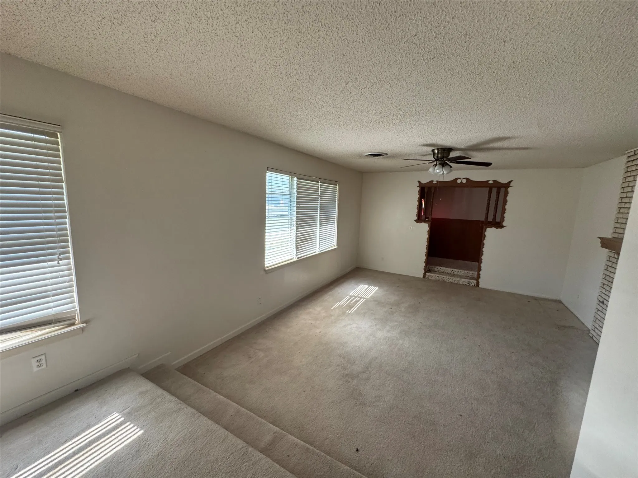 Single Family Residence For Rent in Taylor County , 598 Washington Boulevard, Abilene, Texas 79601, 3 Bedroom, 3 Bathroom, 2 Garage spaces, 2,354 Sqft, built in 1963, mls#21370954, Real Estate Agent in Abilene, Homes For Rent in Taylor county, Homes For Rent in Abilene, Realtor in Abilene Texas, Real Estate Brokerage Independent Realty Texas, Luminita Cordes Realtor