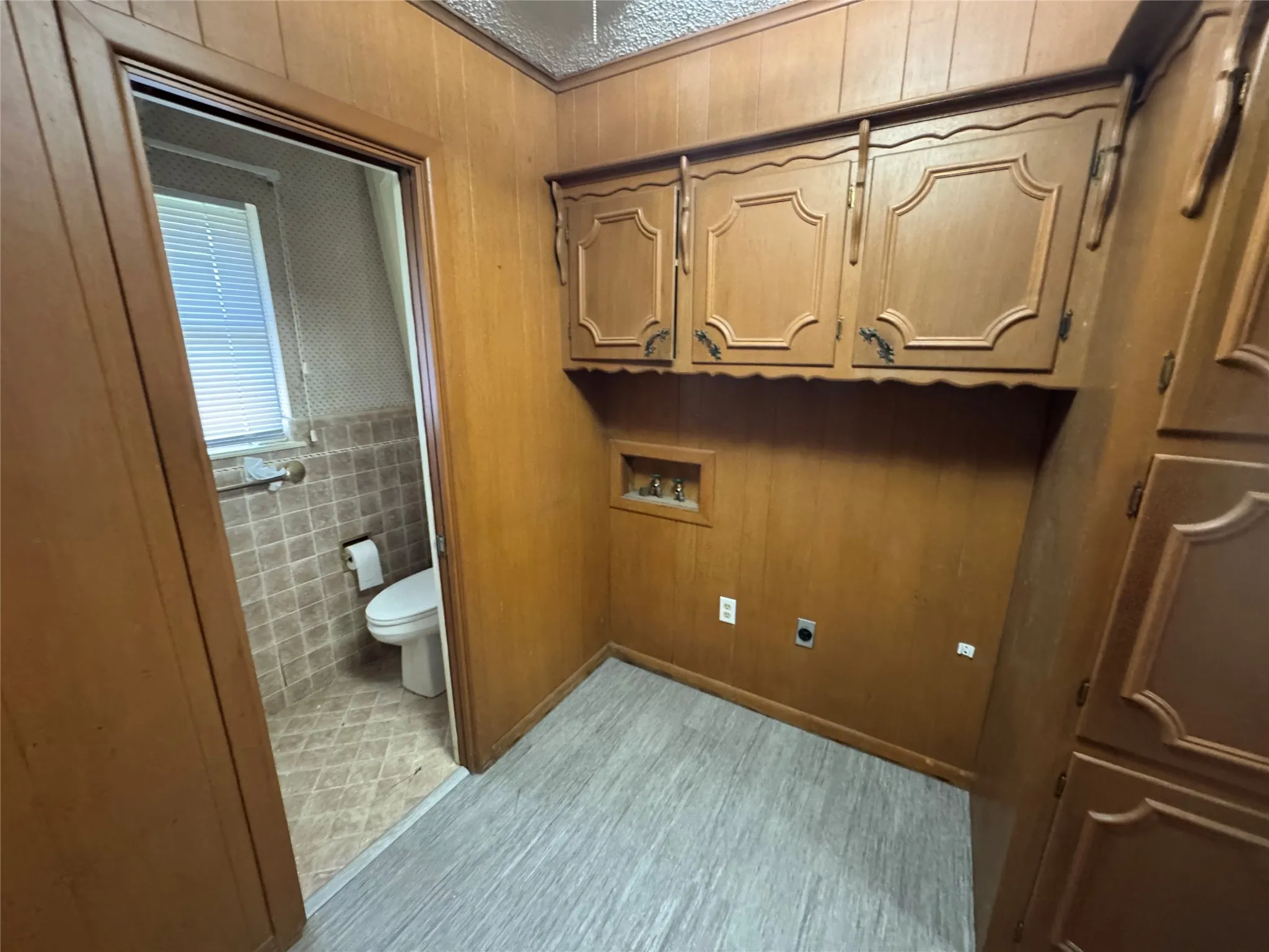 Single Family Residence For Rent in Taylor County , 598 Washington Boulevard, Abilene, Texas 79601, 3 Bedroom, 3 Bathroom, 2 Garage spaces, 2,354 Sqft, built in 1963, mls#21370954, Real Estate Agent in Abilene, Homes For Rent in Taylor county, Homes For Rent in Abilene, Realtor in Abilene Texas, Real Estate Brokerage Independent Realty Texas, Luminita Cordes Realtor