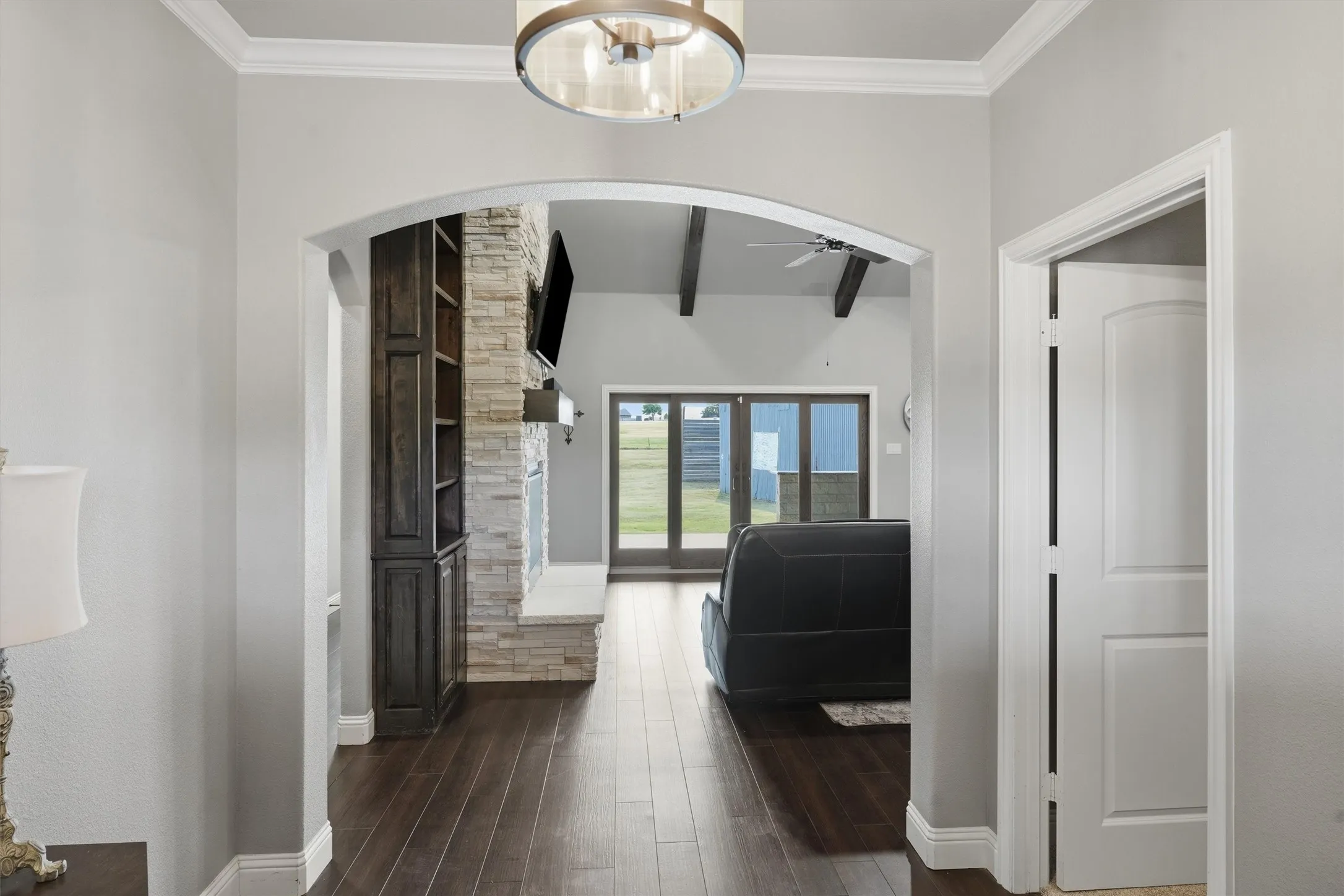 Single Family Residence For Sale in Denton County , 12138 Marion Road, Sanger, Texas 76266, 4 Bedroom, 3 Bathroom, 2 Garage spaces, 2,699 Sqft, built in 2017, mls#21365950, Real Estate Agent in Sanger, Homes For Sale in Denton county, Homes For Sale in Sanger, Realtor in Sanger Texas, Real Estate Brokerage Independent Realty Texas, Luminita Cordes Realtor