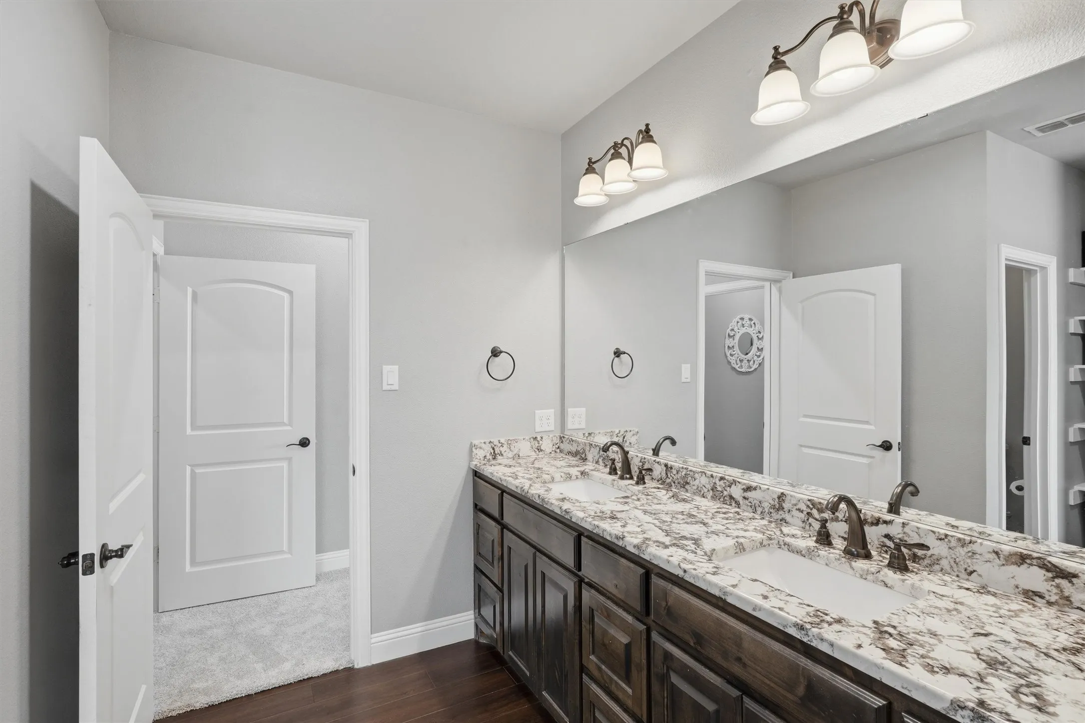 Single Family Residence For Sale in Denton County , 12138 Marion Road, Sanger, Texas 76266, 4 Bedroom, 3 Bathroom, 2 Garage spaces, 2,699 Sqft, built in 2017, mls#21365950, Real Estate Agent in Sanger, Homes For Sale in Denton county, Homes For Sale in Sanger, Realtor in Sanger Texas, Real Estate Brokerage Independent Realty Texas, Luminita Cordes Realtor